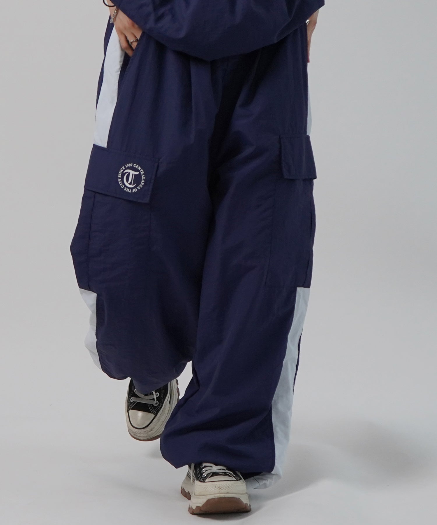 25SS セットアップ対応 ドロスト サイドライン ナイロンカーゴパンツ ワイドパンツ