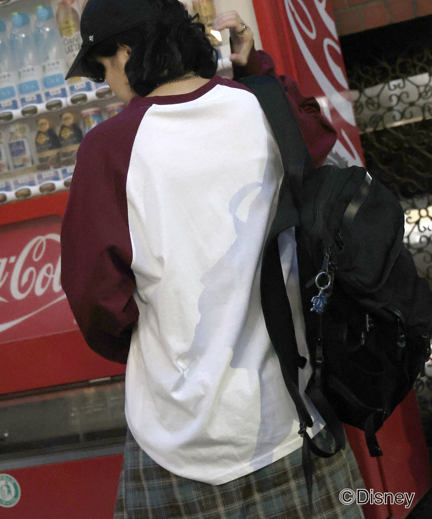 【Disney / ディズニー】ミッキー ワンポイント ヴィンテージライク レトログラフィック ビッグシルエット ラグランロンT