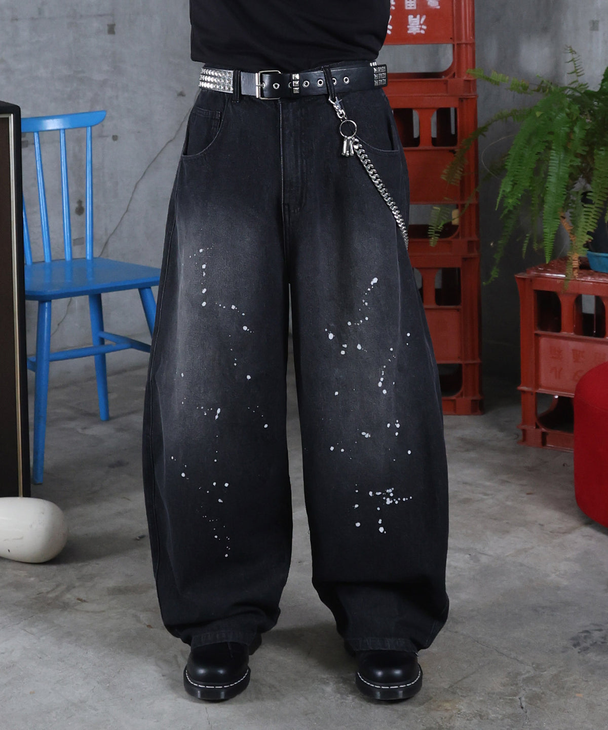 バレルレッグ ペインドデニムパンツ