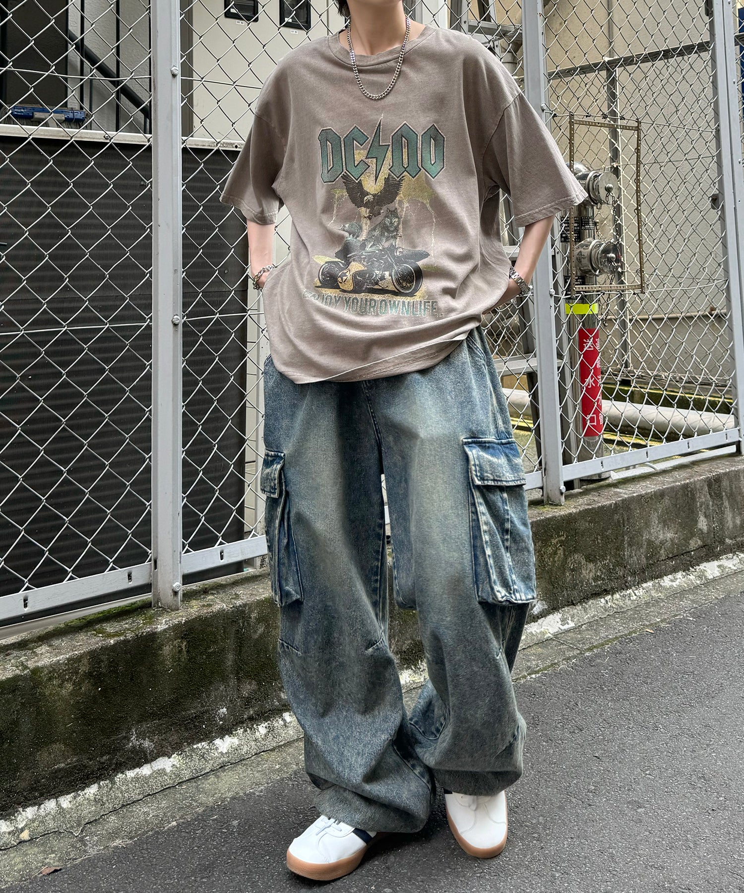 ヴィンテージライク ロックプリント レトロ ピグメント加工 ビッグシルエット半袖バンドTシャツ