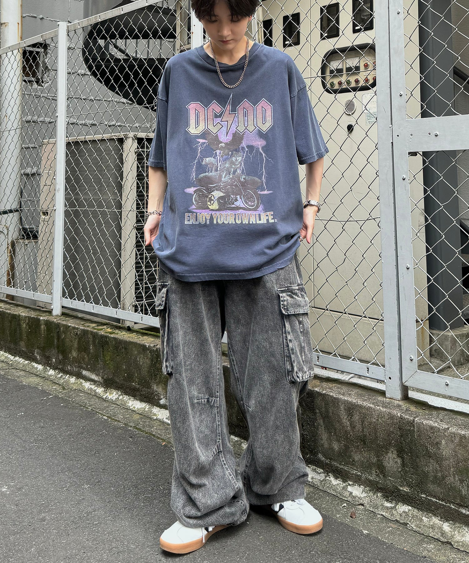 ヴィンテージライク ロックプリント レトロ ピグメント加工 ビッグシルエット半袖バンドTシャツ