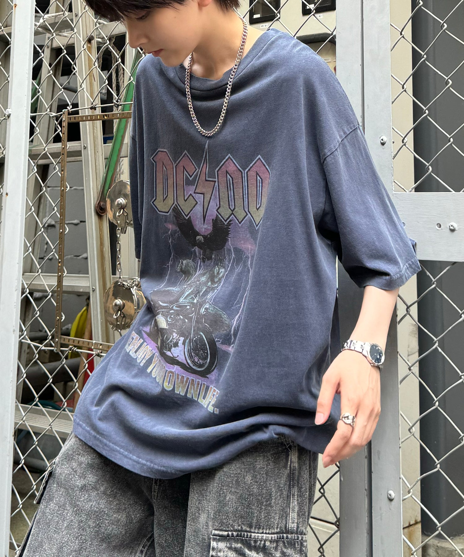 ヴィンテージライク ロックプリント レトロ ピグメント加工 ビッグシルエット半袖バンドTシャツ