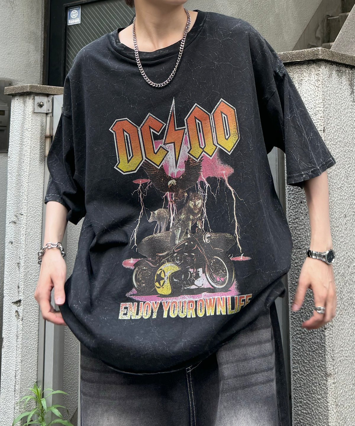 ヴィンテージライク ロックプリント レトロ ピグメント加工 ビッグシルエット半袖バンドTシャツ