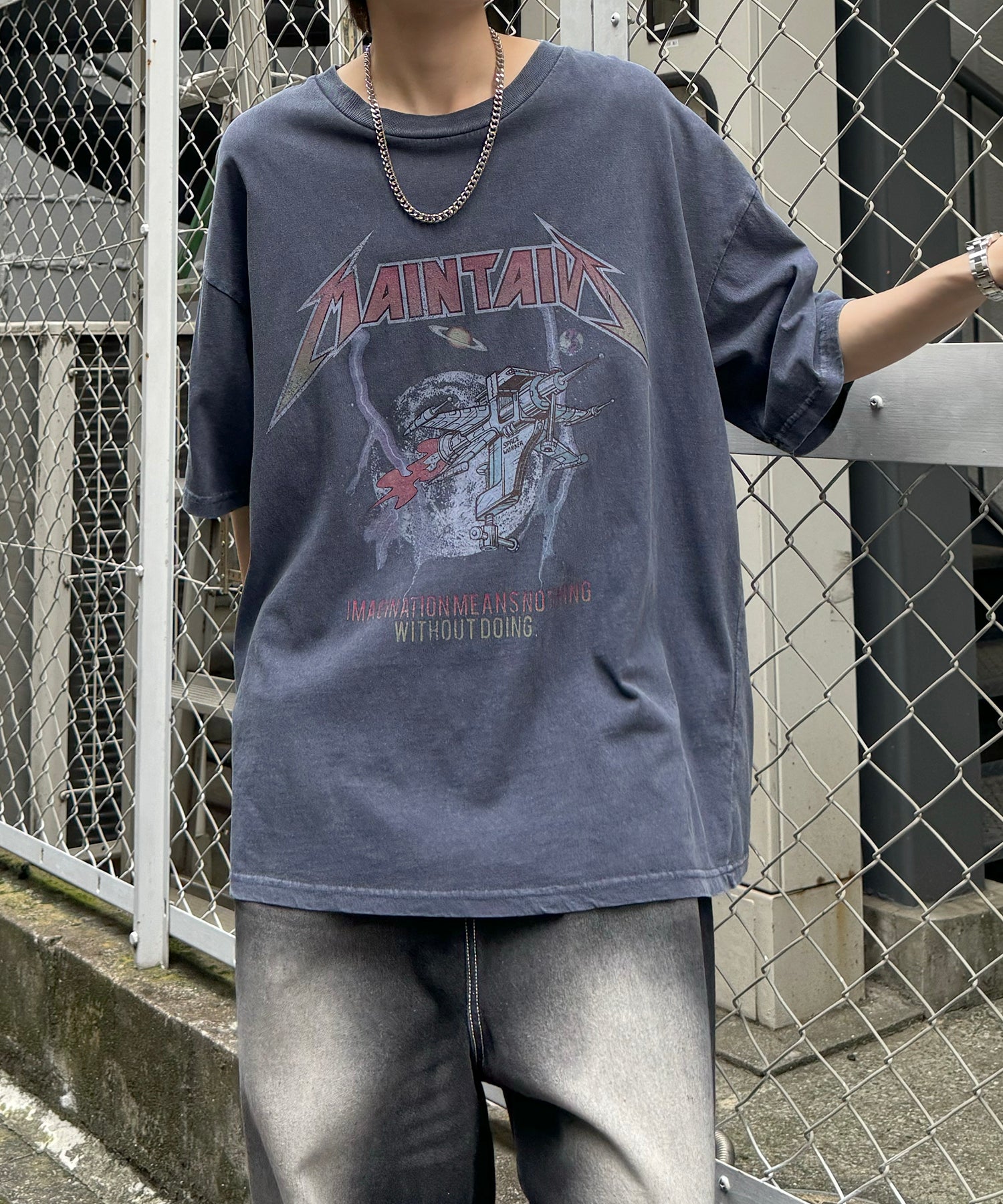 ヴィンテージライク ロックプリント レトロ ピグメント加工 ビッグシルエット半袖バンドTシャツ