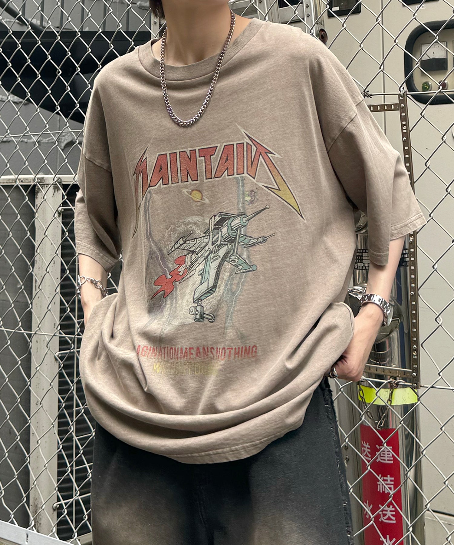 ヴィンテージライク ロックプリント レトロ ピグメント加工 ビッグシルエット半袖バンドTシャツ