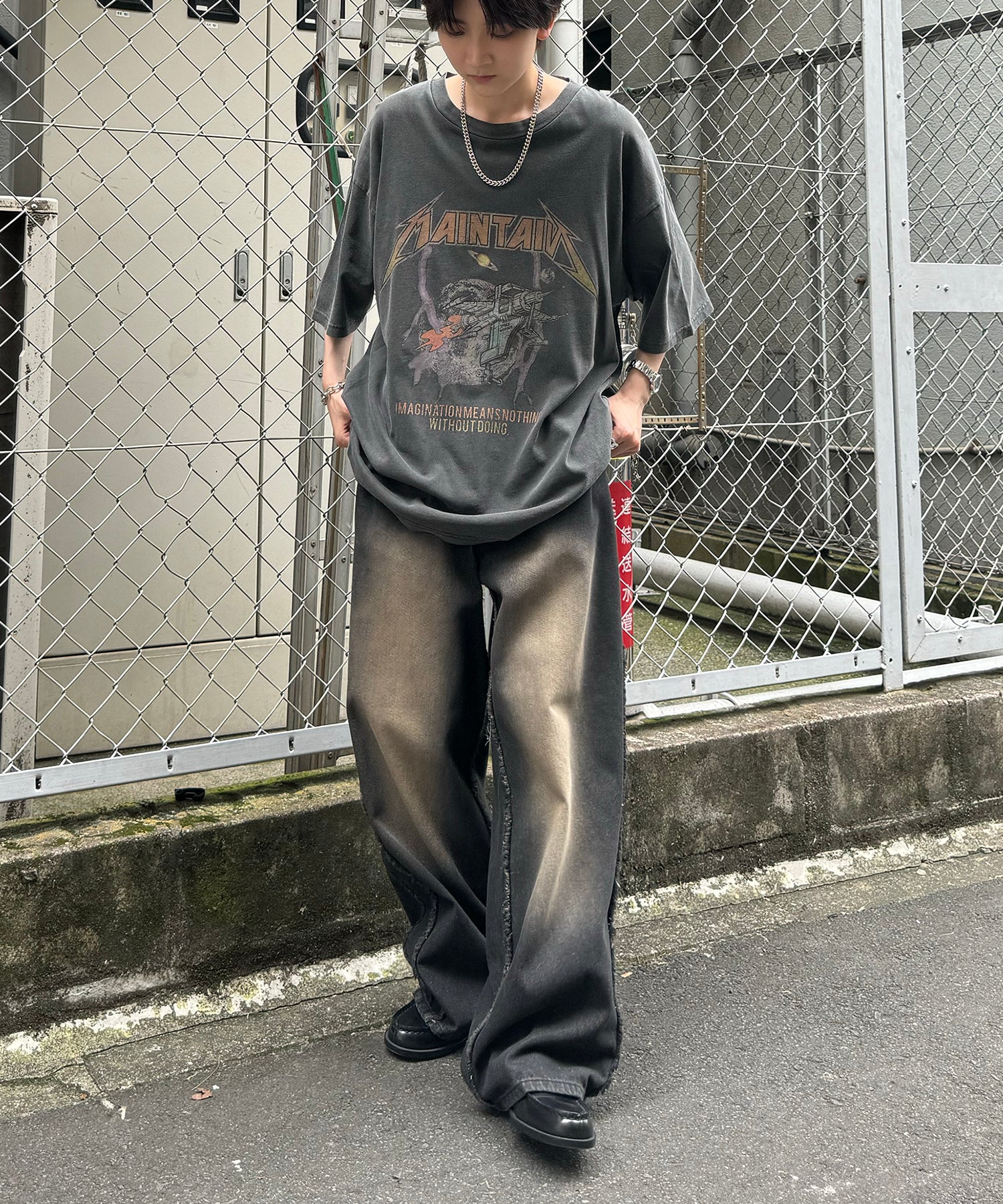 ヴィンテージライク ロックプリント レトロ ピグメント加工 ビッグシルエット半袖バンドTシャツ