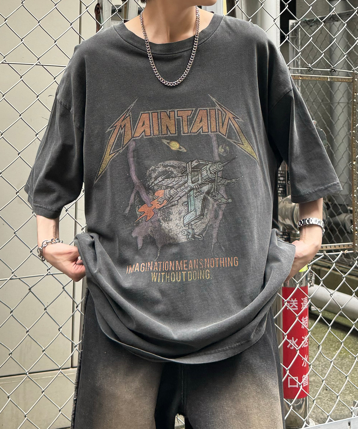 ヴィンテージライク ロックプリント レトロ ピグメント加工 ビッグシルエット半袖バンドTシャツ