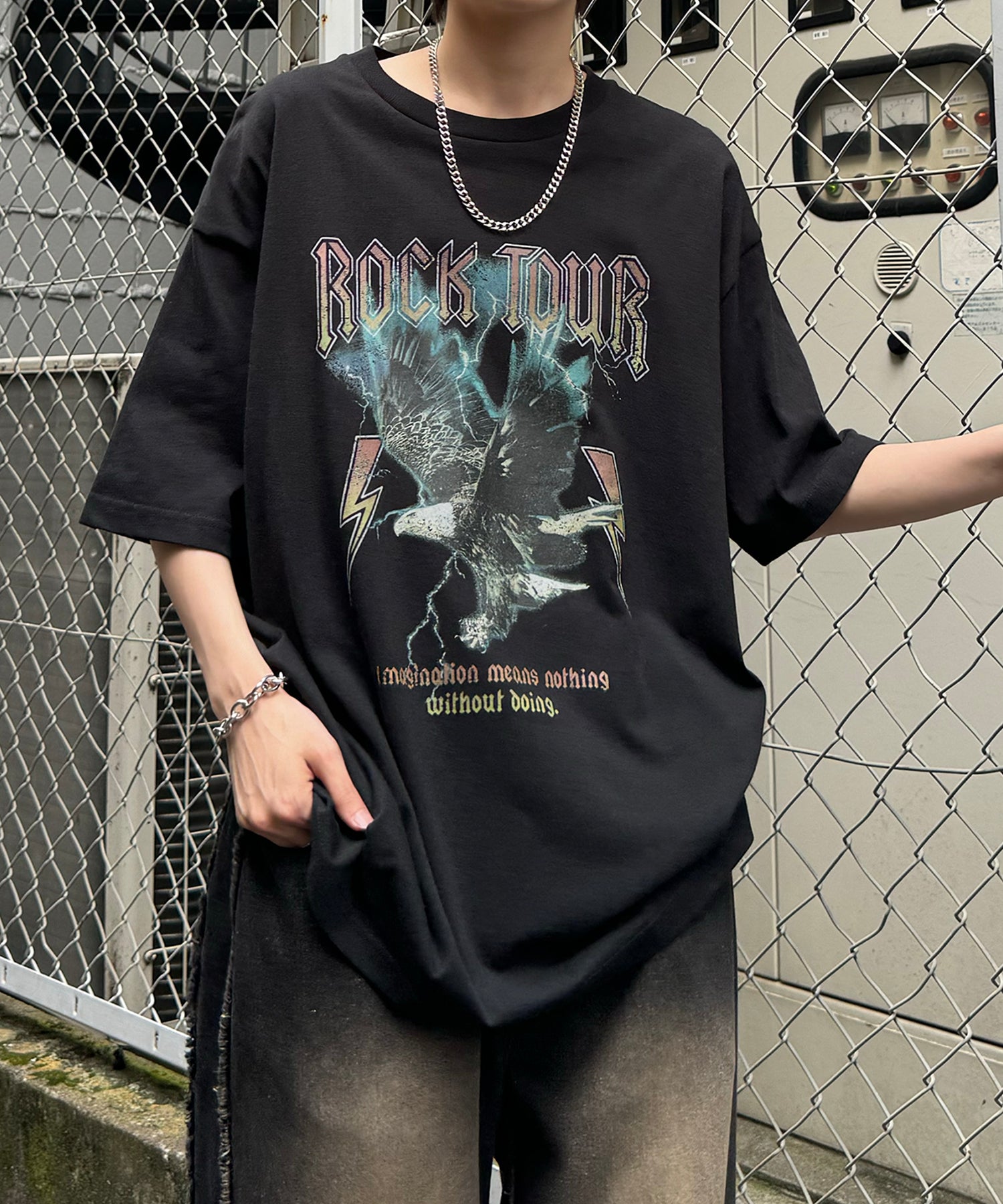 ヴィンテージライク ロックプリント レトロ ピグメント加工 ビッグシルエット半袖バンドTシャツ