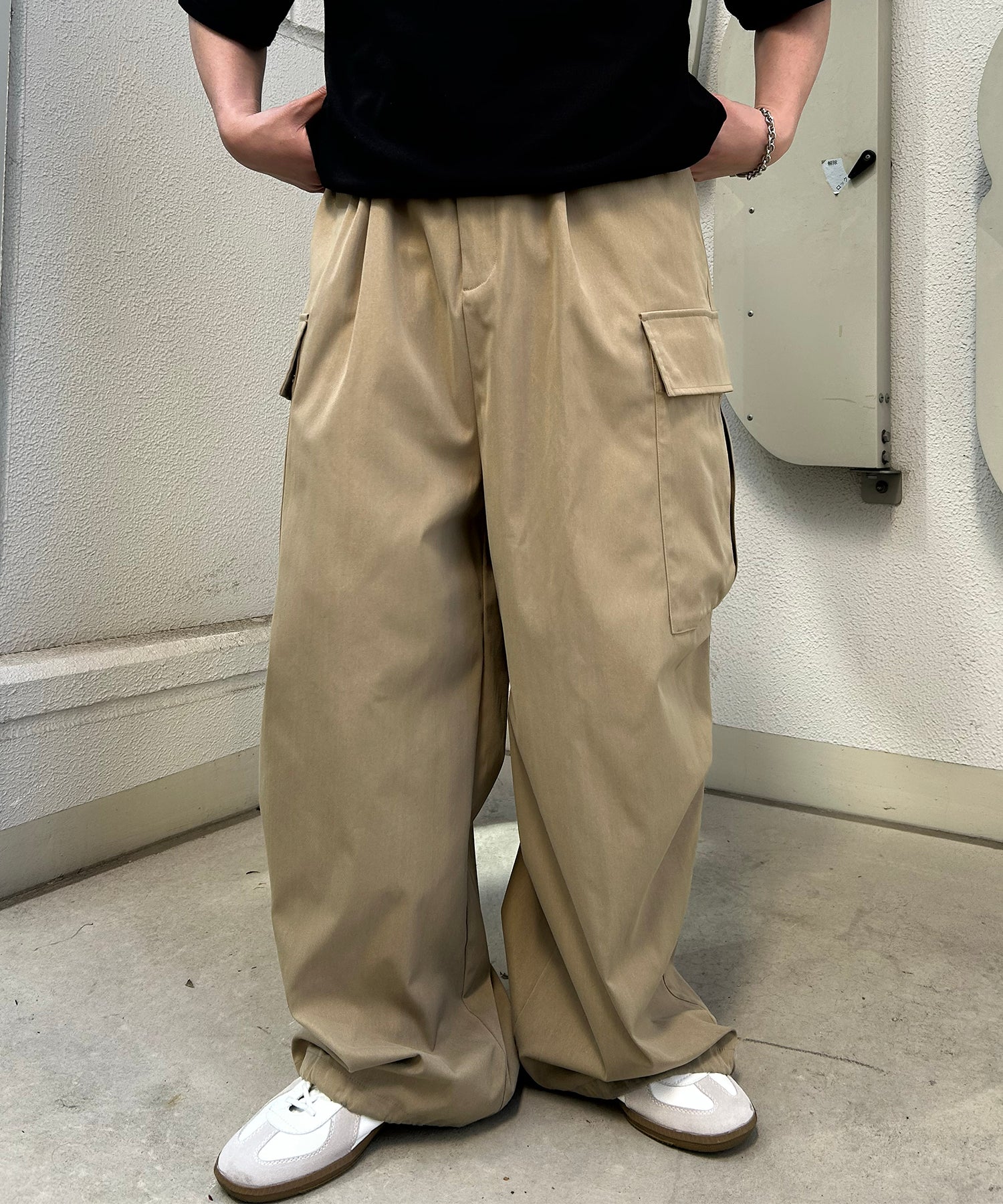 25SS【新色追加】セットアップ対応 ミリタリーワイドカーゴパンツ オーバーサイズ  サイドポケット 裾ドローコード パラシュートパンツ