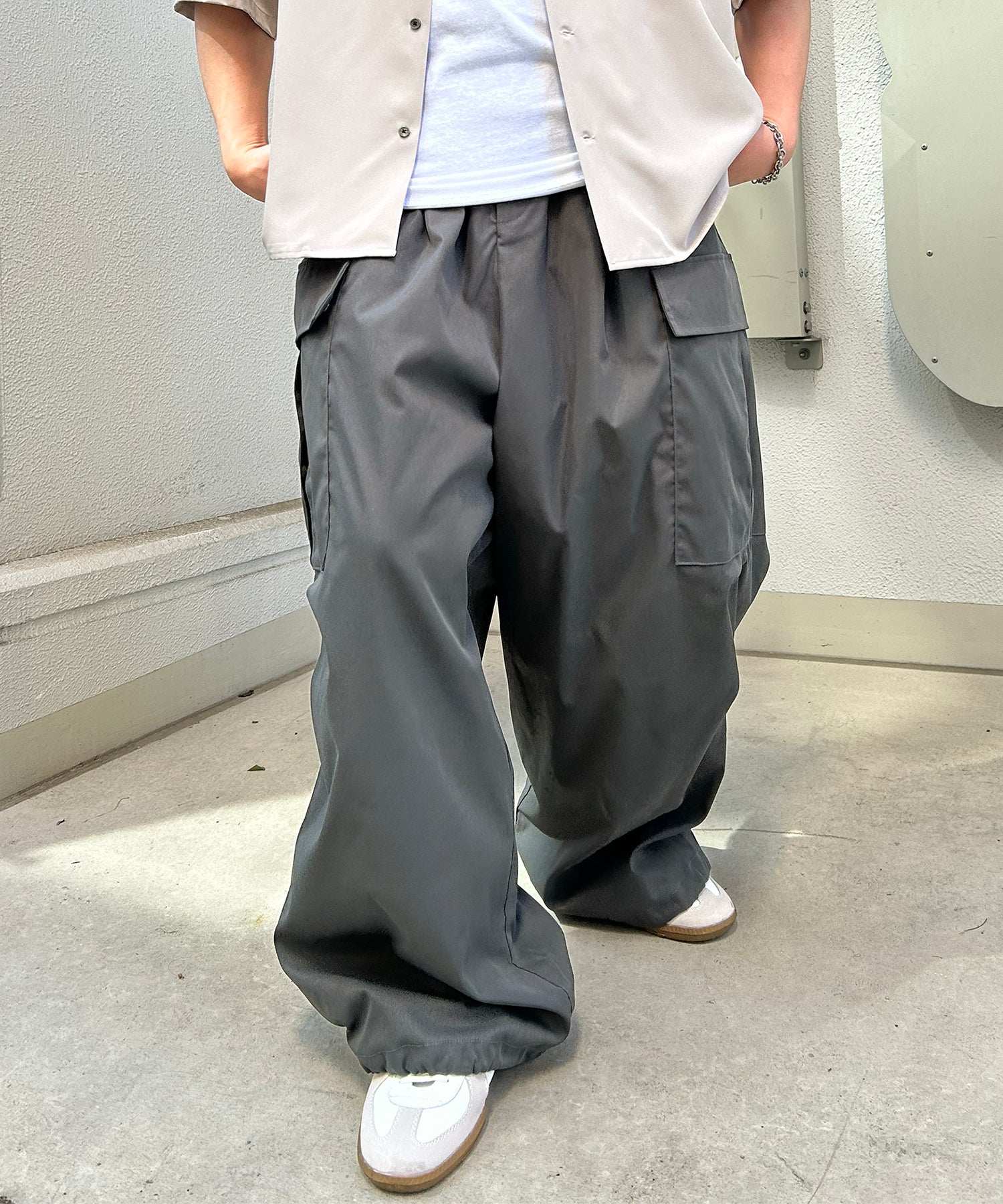 25SS【新色追加】セットアップ対応 ミリタリーワイドカーゴパンツ オーバーサイズ  サイドポケット 裾ドローコード パラシュートパンツ