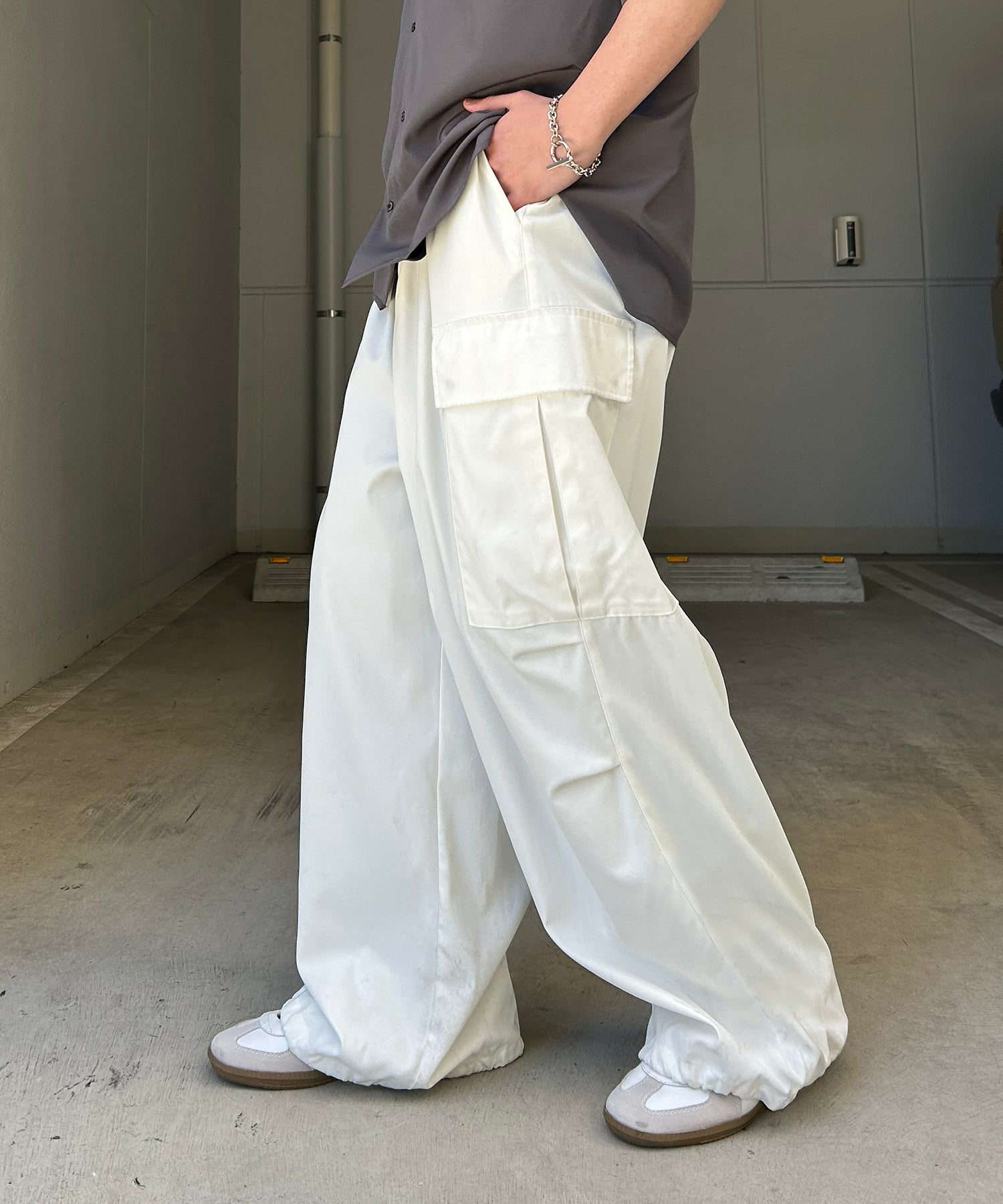 25SS【新色追加】セットアップ対応 ミリタリーワイドカーゴパンツ オーバーサイズ  サイドポケット 裾ドローコード パラシュートパンツ