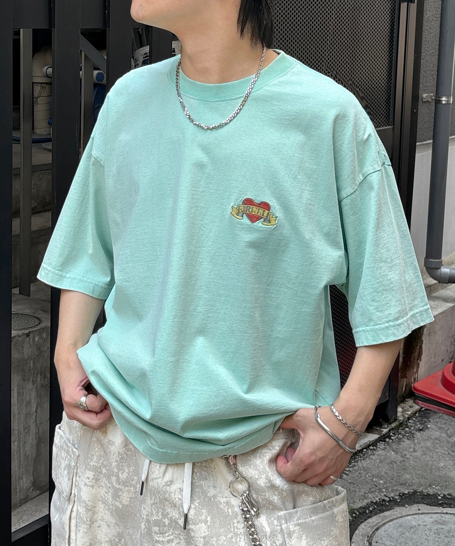 25SS【AIRWALK】ヴィンテージライク ハードグラフィック ボックスシルエット半袖Tシャツ