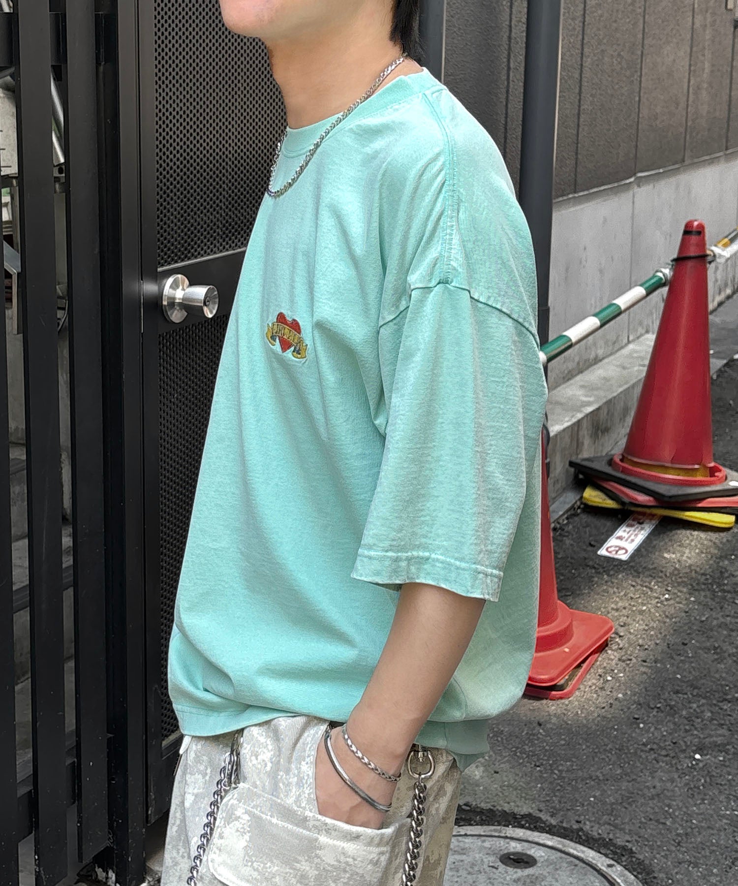 25SS【AIRWALK】ヴィンテージライク ハードグラフィック ボックスシルエット半袖Tシャツ