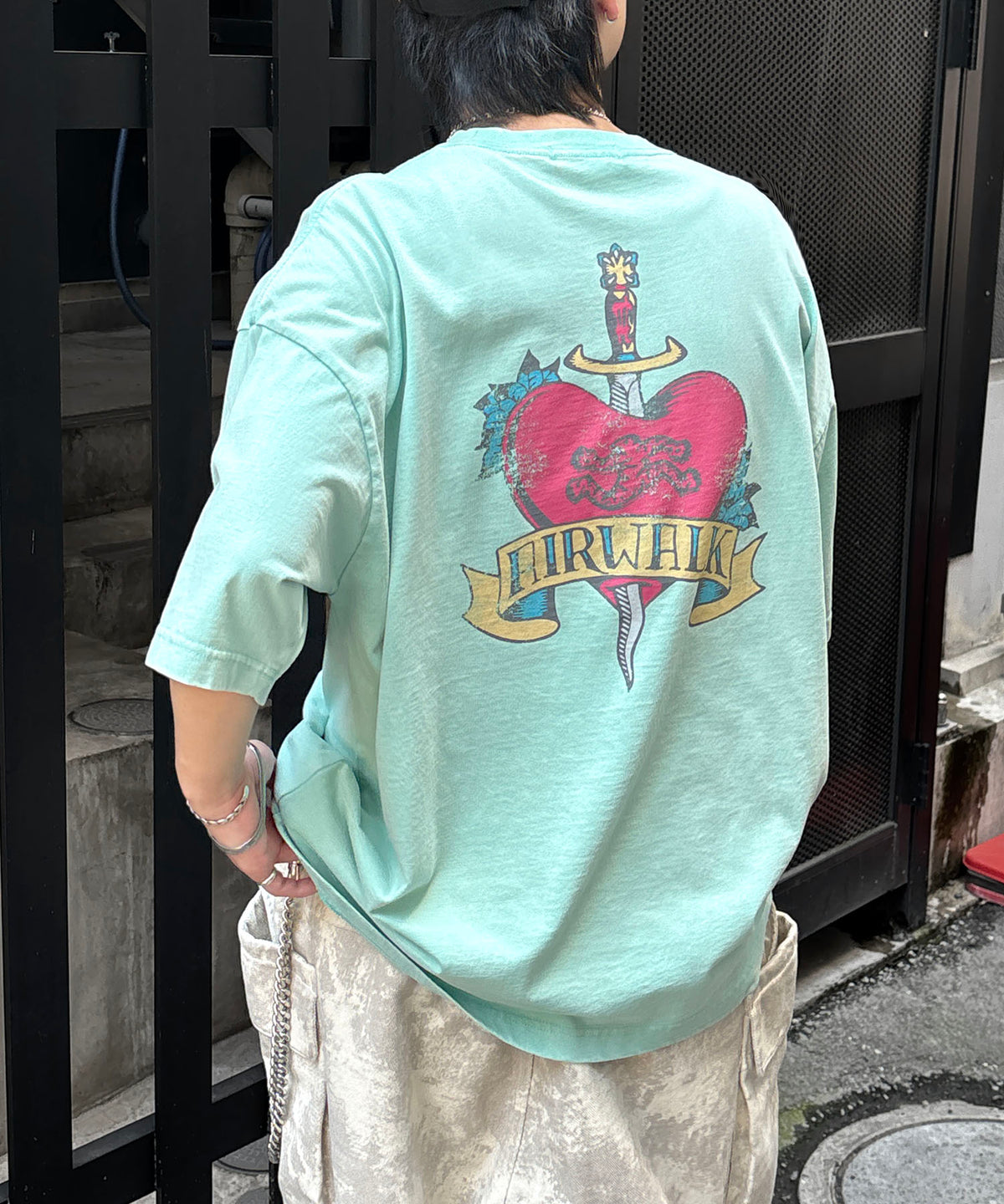 25SS【AIRWALK】ヴィンテージライク ハードグラフィック ボックスシルエット半袖Tシャツ