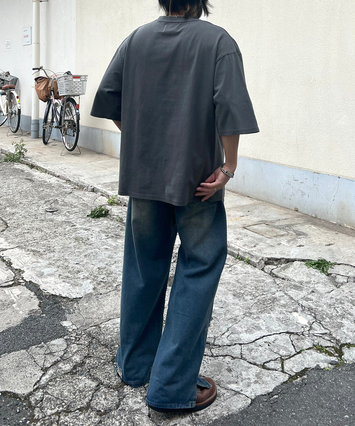 ヴィンテージライク ピグメント加工 アメカジ風 レトロプリント ロックTシャツ