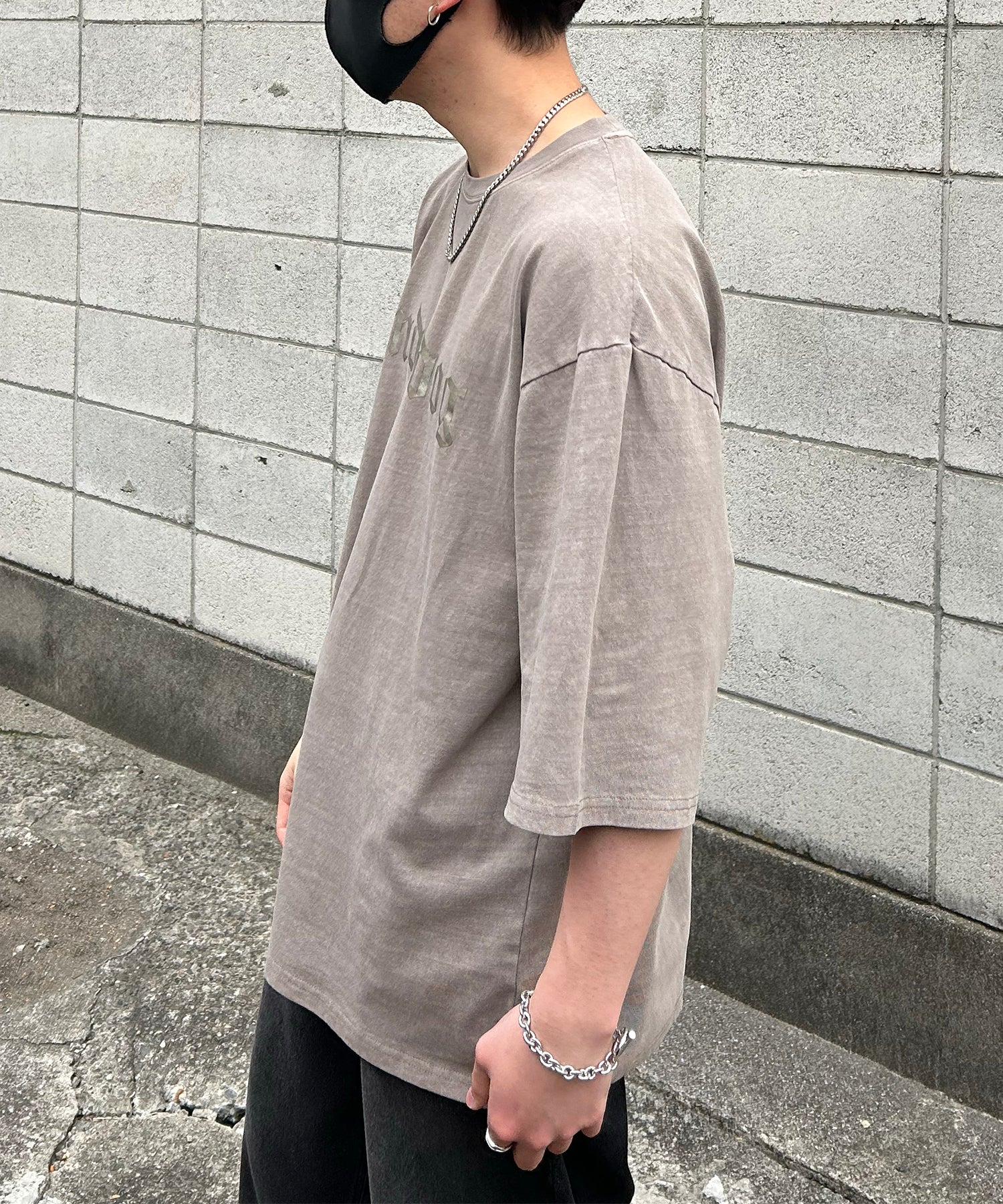 ヴィンテージライク ピグメント加工 アメカジ風 レトロプリント ロックTシャツ