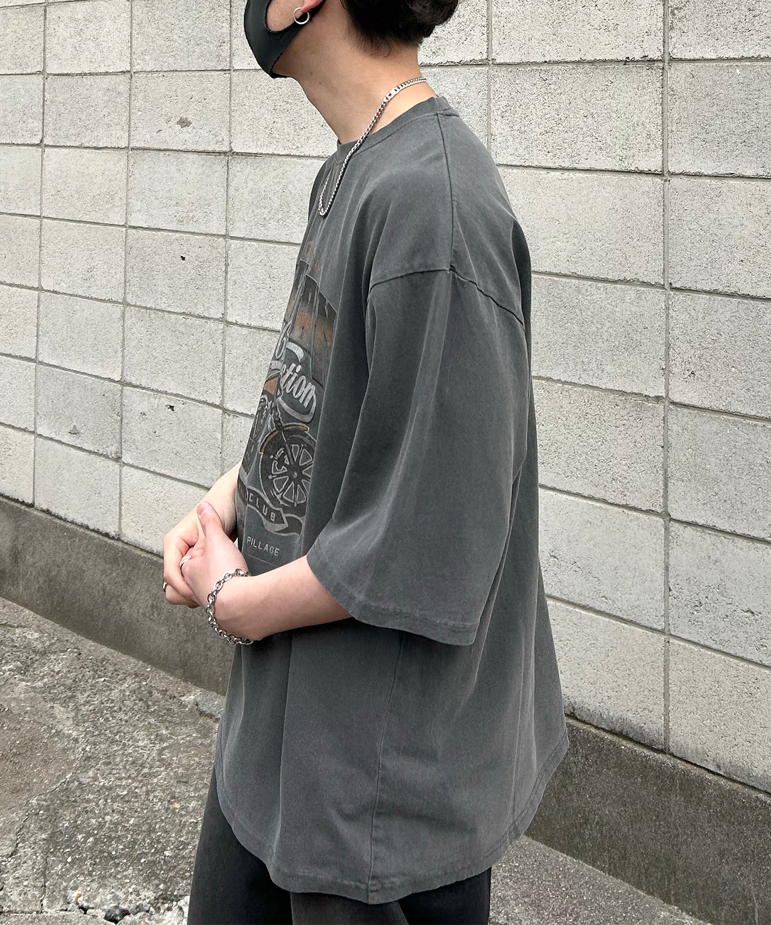 ヴィンテージライク ピグメント加工 アメカジ風 レトロプリント ロックTシャツ