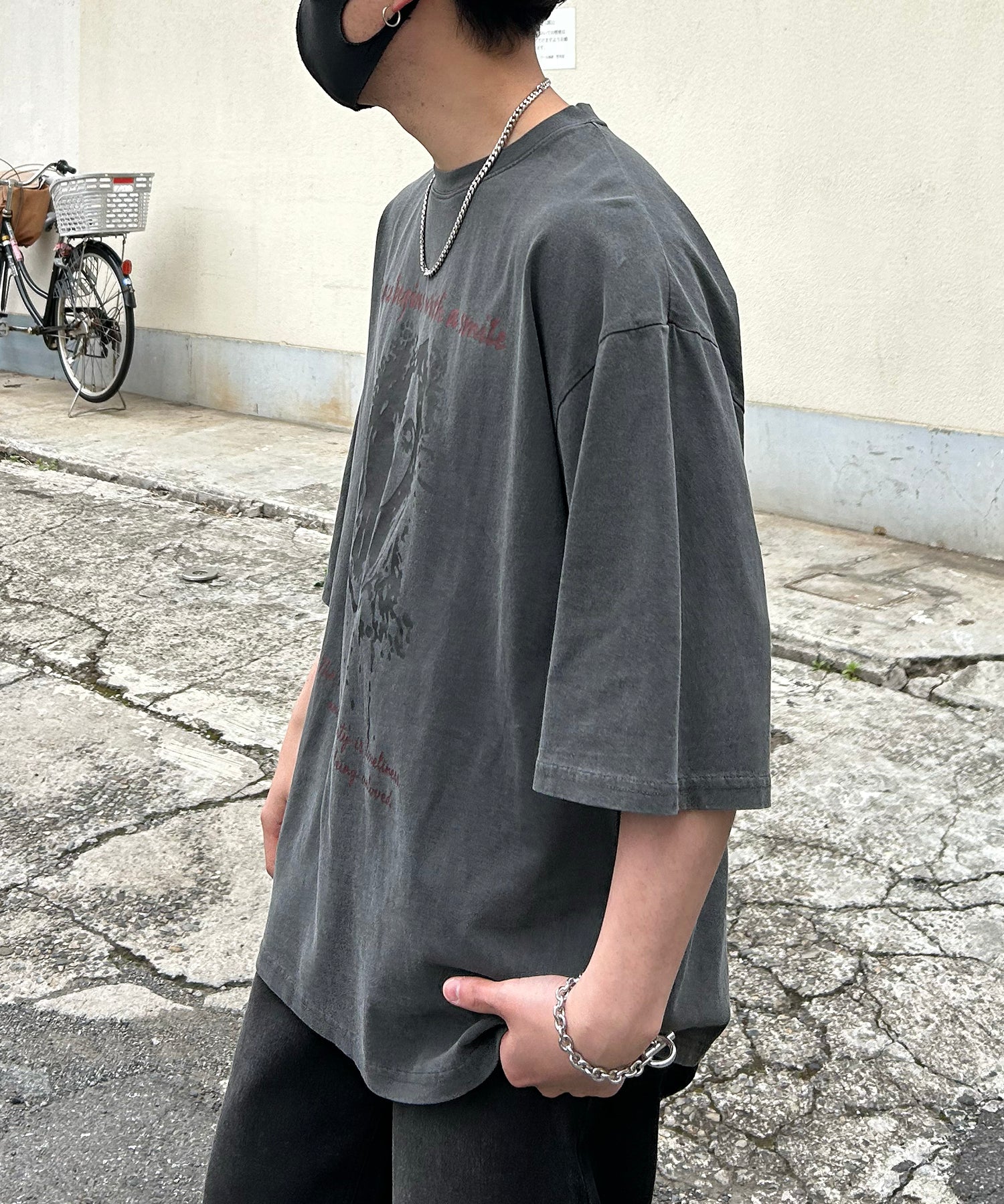 ヴィンテージライク ピグメント加工 アメカジ風 レトロプリント ロックTシャツ