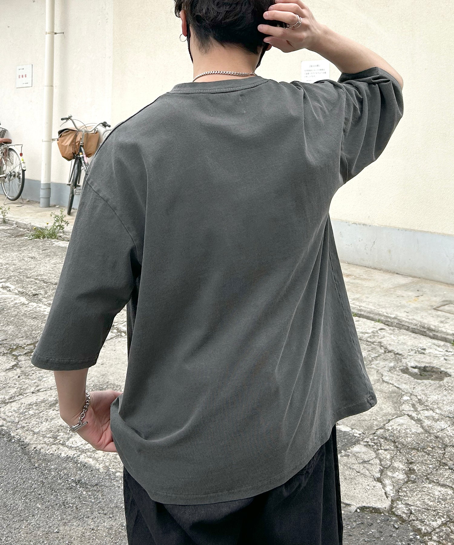 ヴィンテージライク ピグメント加工 アメカジ風 レトロプリント ロックTシャツ