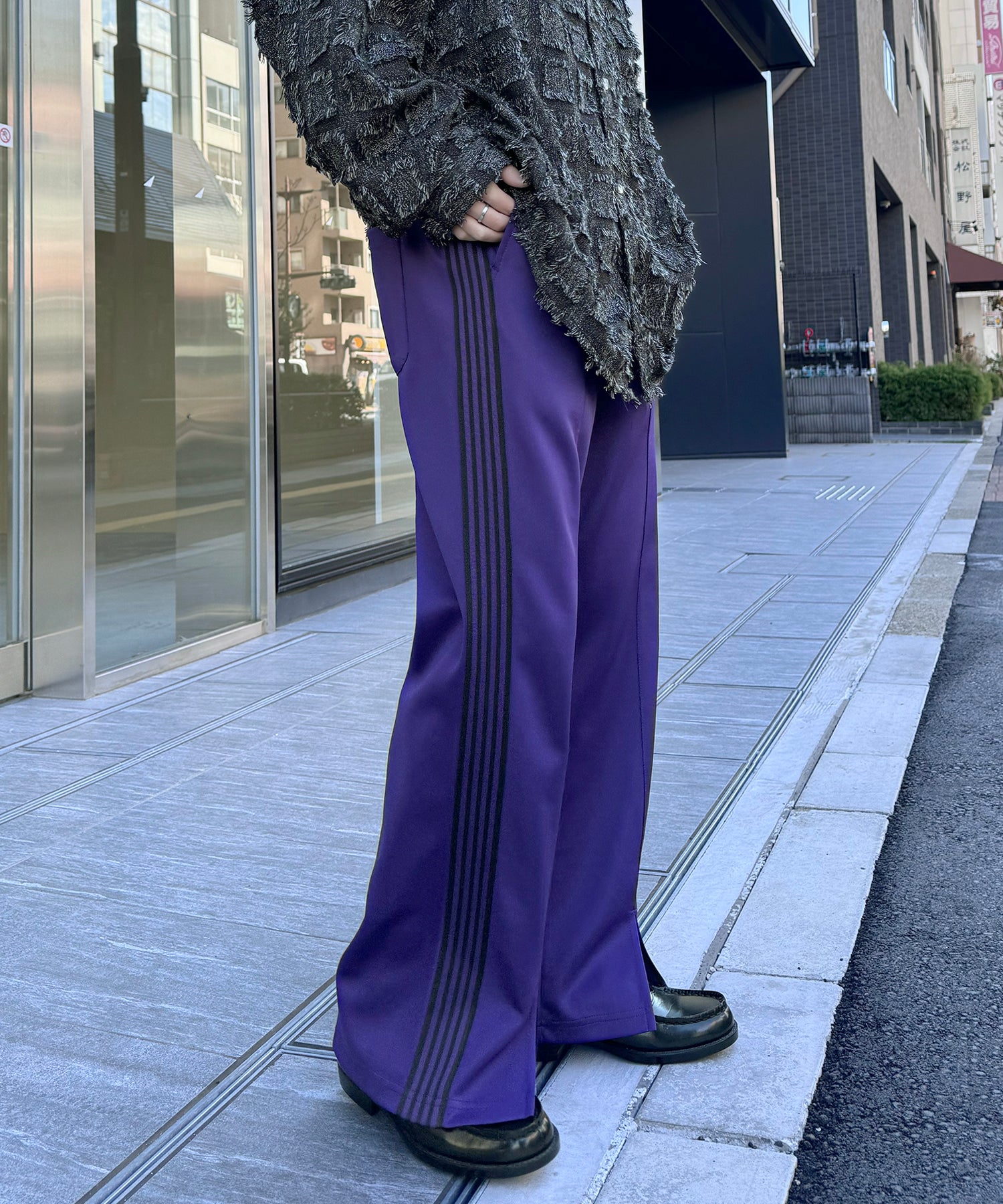 【セットアップ対応】"WEB限定" サイドライン ワンポイント刺繍 センタースリット ジャージパンツ