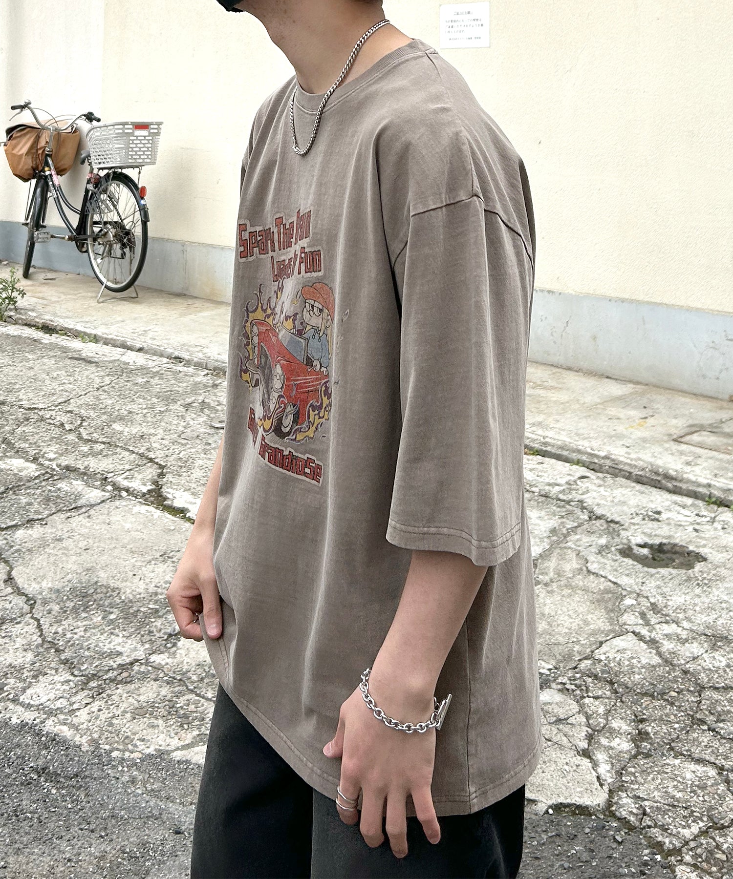 ヴィンテージライク ピグメント加工 アメカジ風 レトロプリント ロックTシャツ