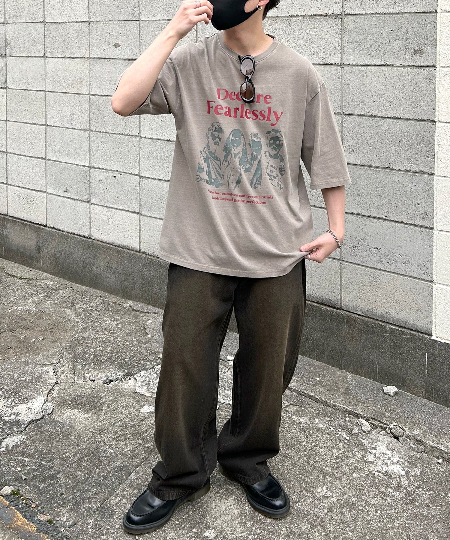 ヴィンテージライク ピグメント加工 アメカジ風 レトロプリント ロックTシャツ