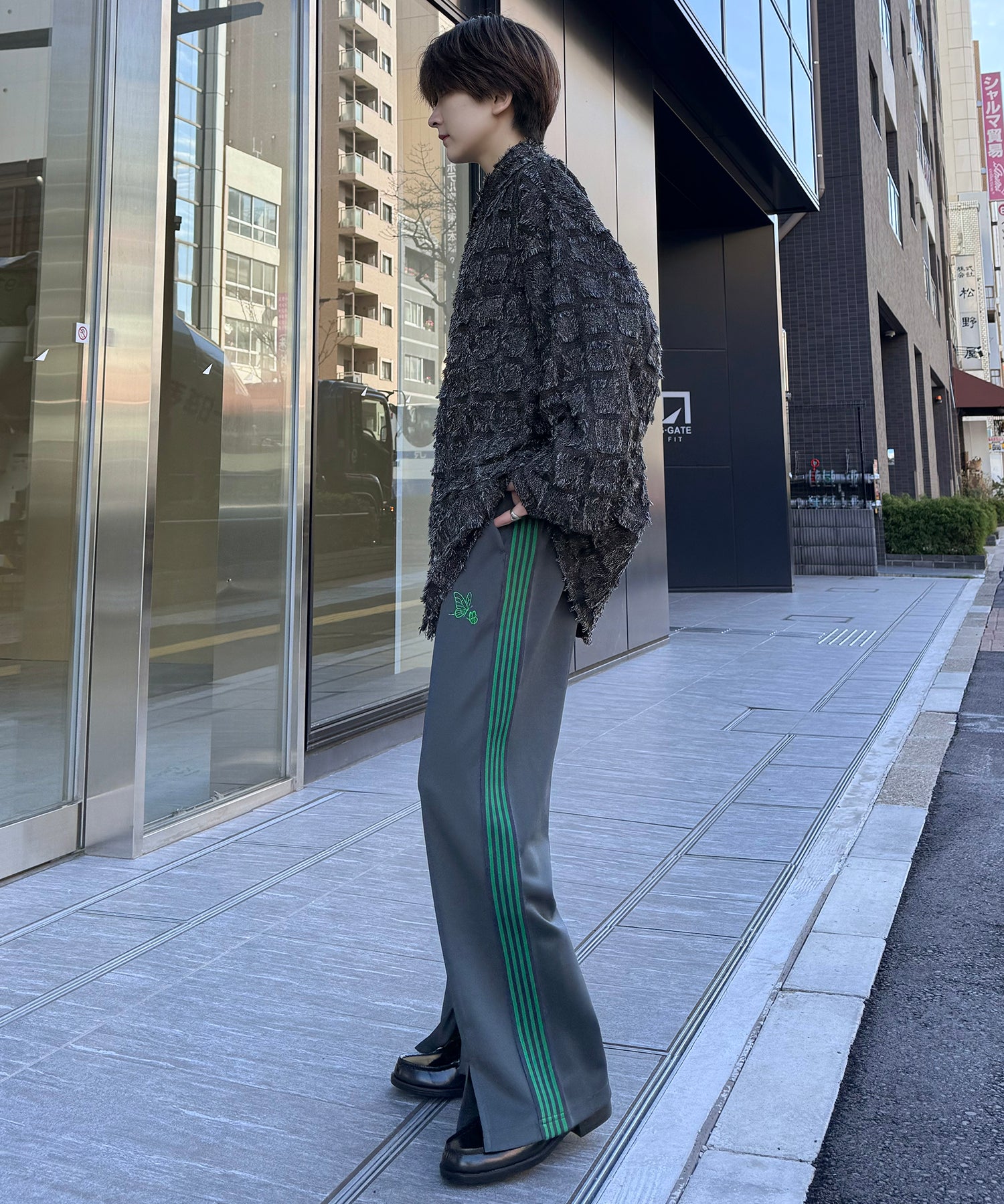 【セットアップ対応】"WEB限定" サイドライン ワンポイント刺繍 センタースリット ジャージパンツ