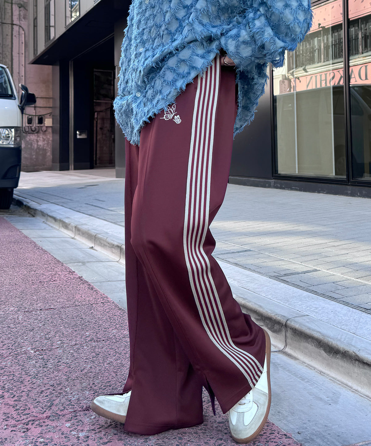 【セットアップ対応】"WEB限定" サイドライン ワンポイント刺繍 センタースリット ジャージパンツ