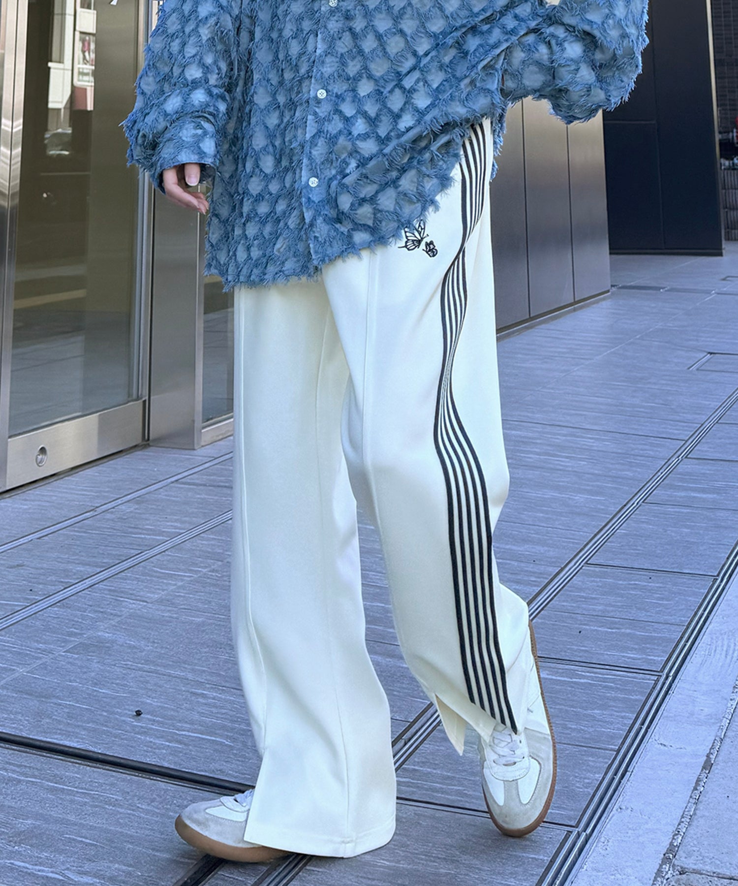 【セットアップ対応】"WEB限定" サイドライン ワンポイント刺繍 センタースリット ジャージパンツ