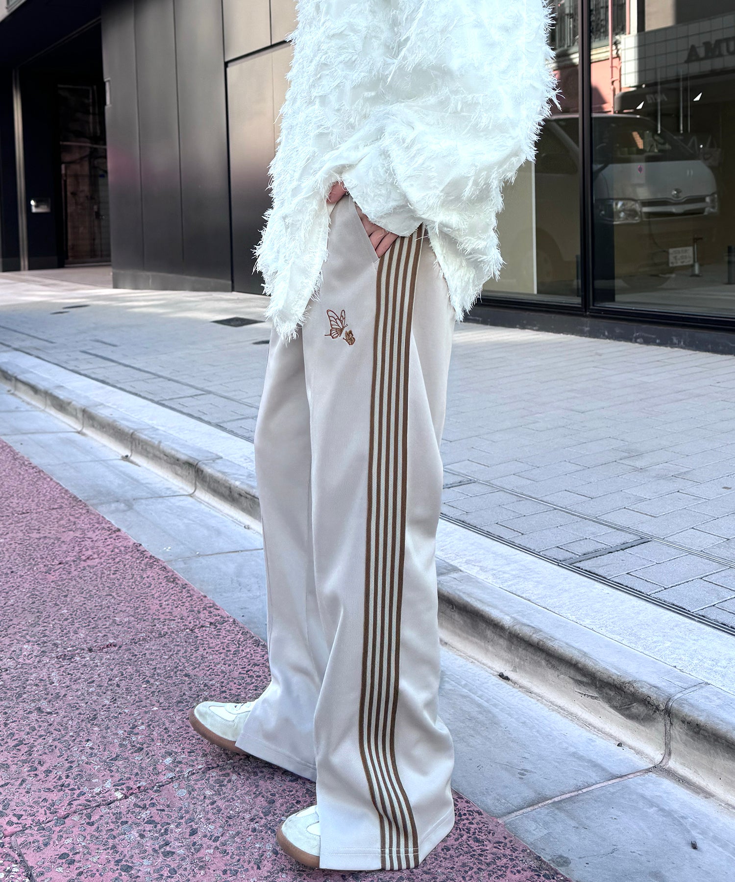 【セットアップ対応】"WEB限定" サイドライン ワンポイント刺繍 センタースリット ジャージパンツ