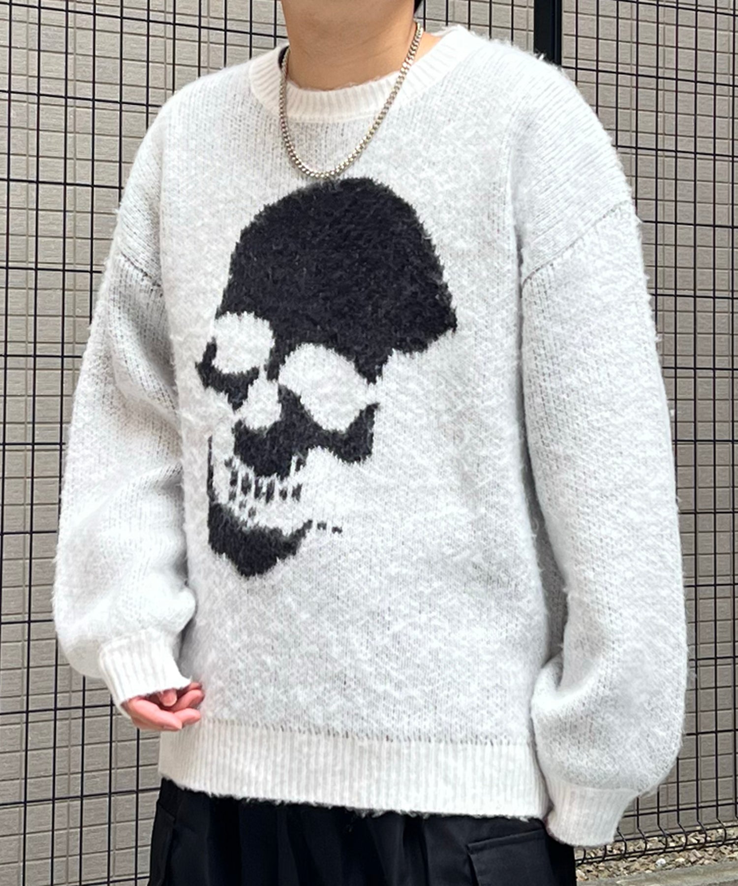 モヘアライク 8ボール / ダイス / スカル グラフィックジャガード ビッグシルエット プルオーバーソフトタッチシャギーニット