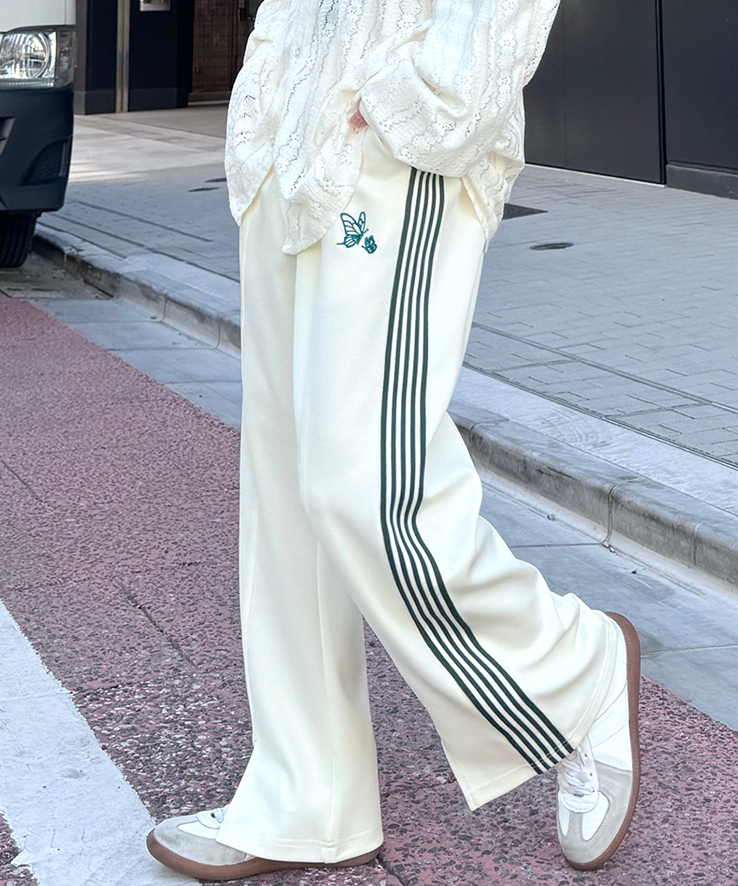 【セットアップ対応】"WEB限定" サイドライン ワンポイント刺繍 センタースリット ジャージパンツ