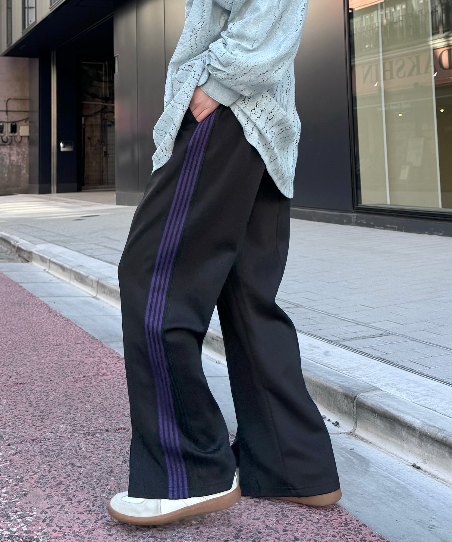 【セットアップ対応】"WEB限定" サイドライン ワンポイント刺繍 センタースリット ジャージパンツ