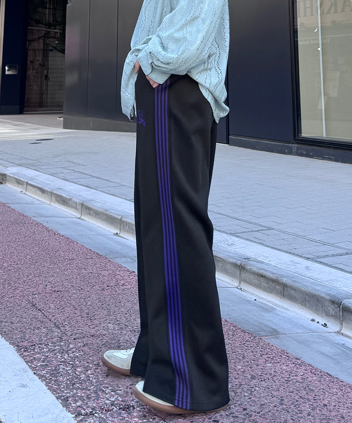 【セットアップ対応】"WEB限定" サイドライン ワンポイント刺繍 センタースリット ジャージパンツ