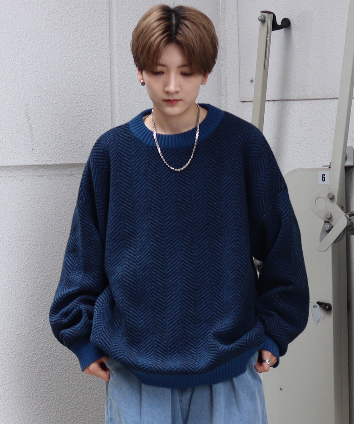 ビッグシルエット ヘリンボーン柄 プルオーバーニット