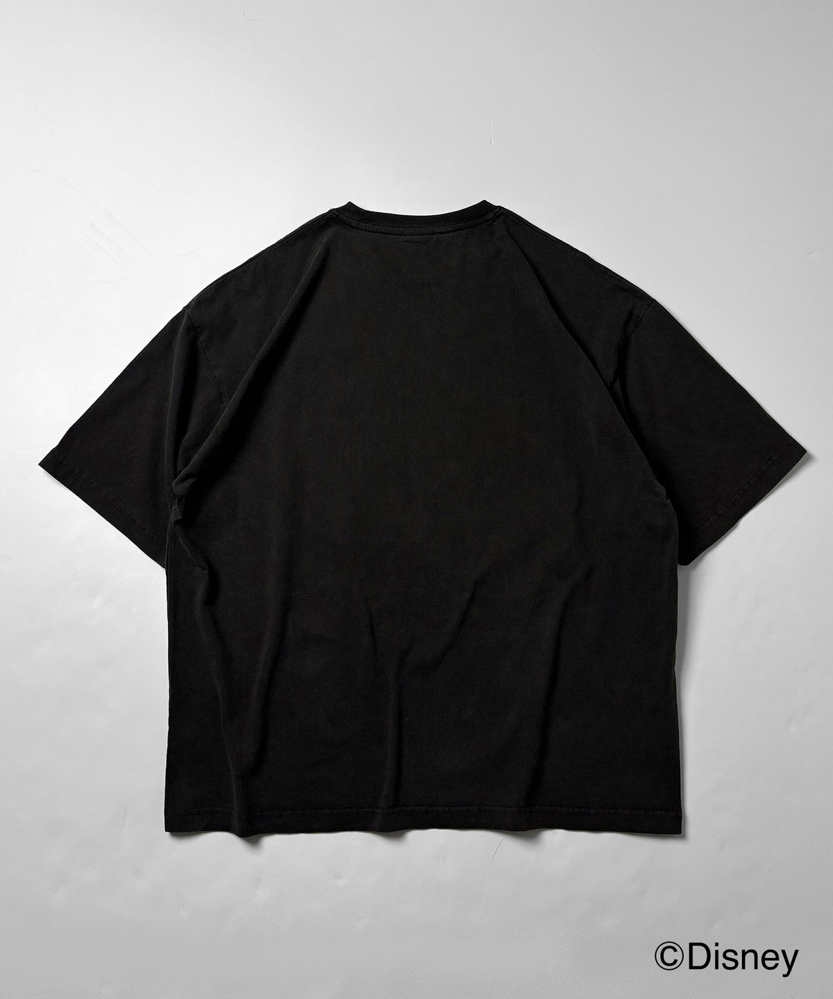 25SS 新柄追加【Disney Villains / ディズニーヴィランズ】CHERNABOG / チェルナボーグ ヴィンテージライク ピグメント加工 ビッグシルエット 半袖プリントTシャツ
