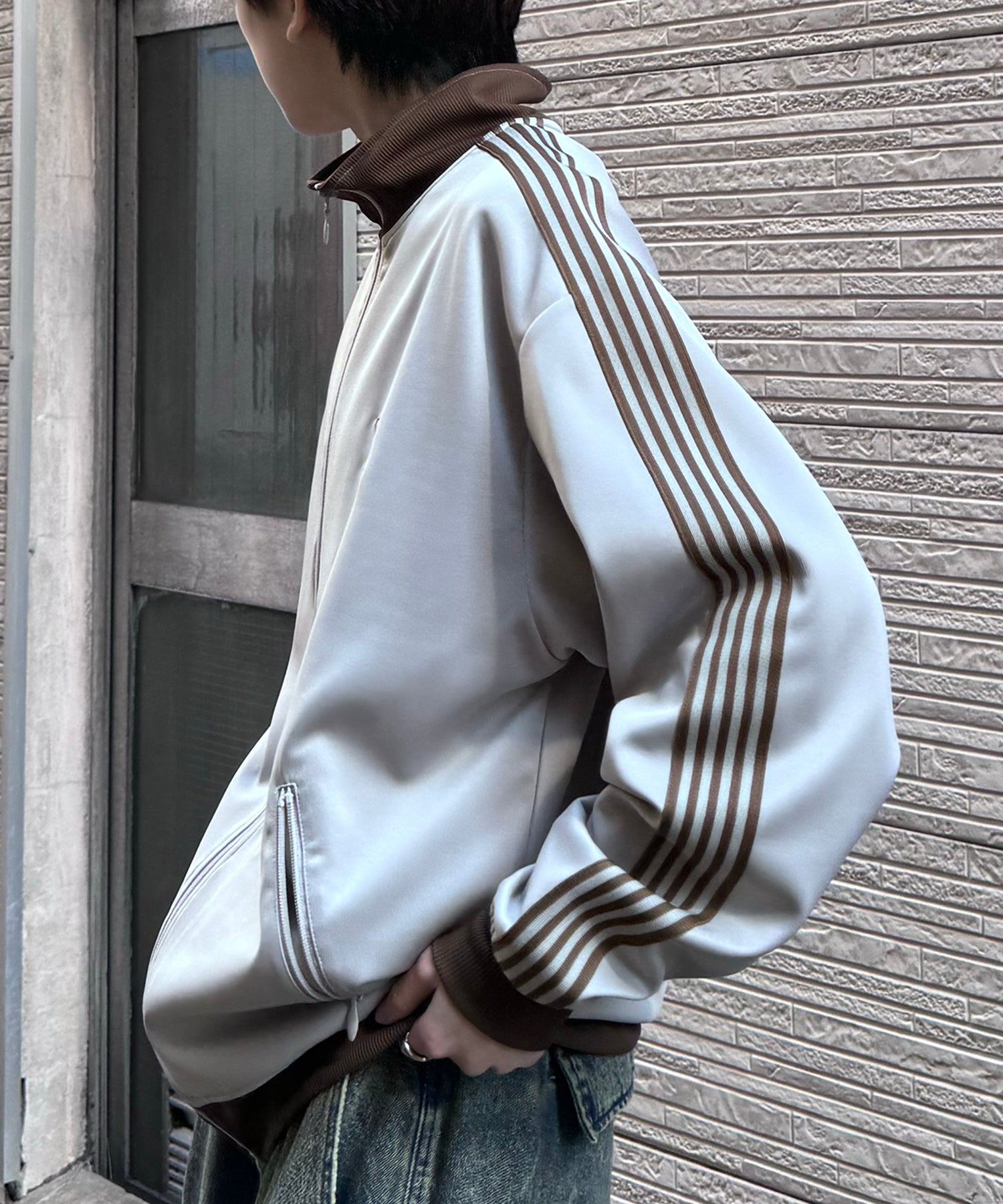 新色追加【セットアップ対応】WEB限定 ビッグシルエット ワンポイント刺繍 袖ラインジャージ トラックジャケット