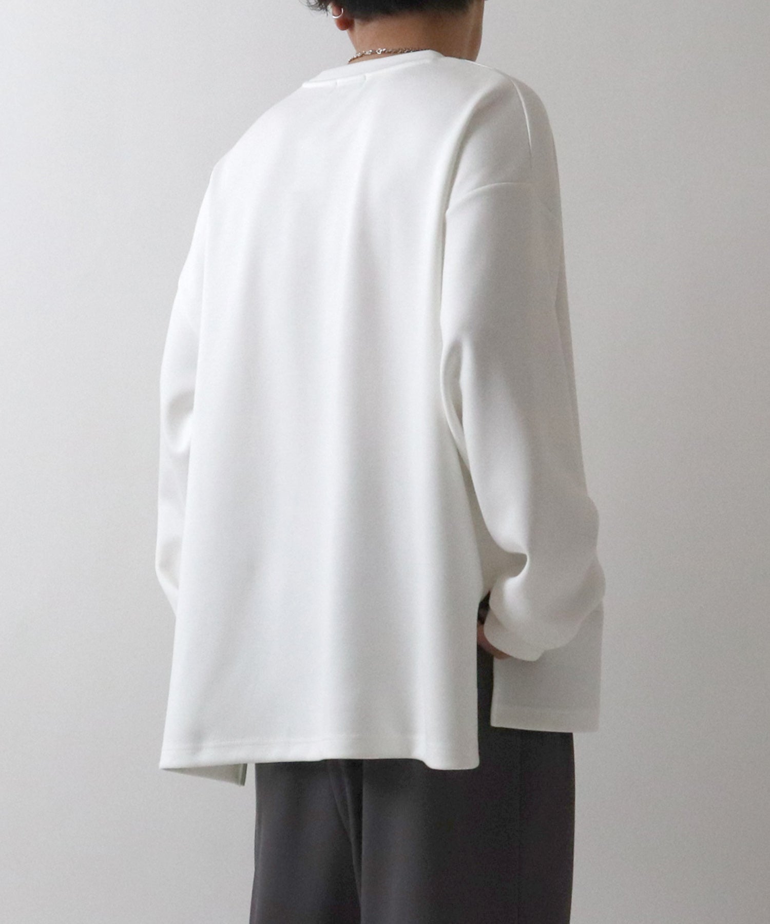 ドレープトロミ オーバーサイズ ワンポイント ビッグシルエット ダンボールニット プルオーバースウェット