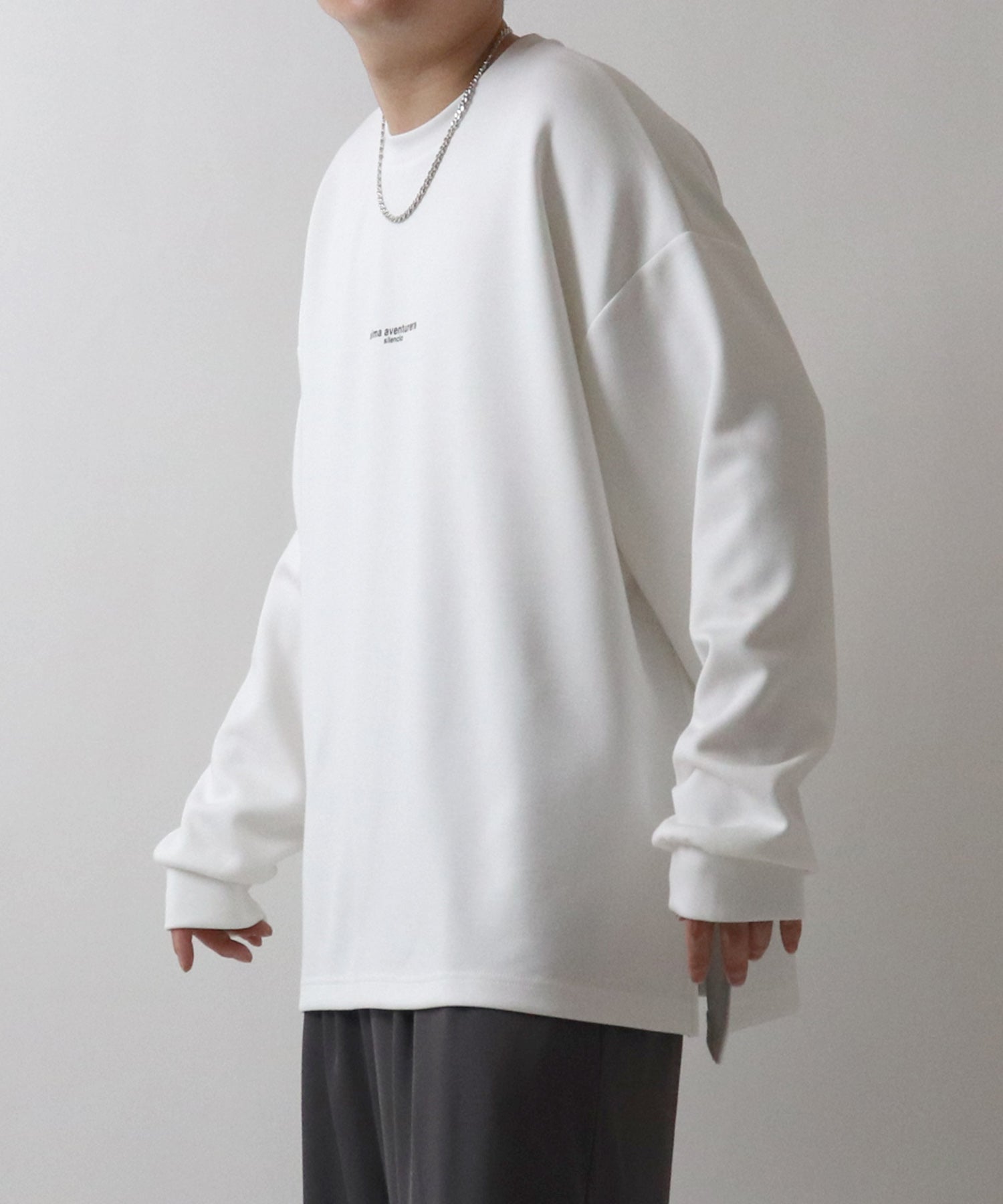 ドレープトロミ オーバーサイズ ワンポイント ビッグシルエット ダンボールニット プルオーバースウェット