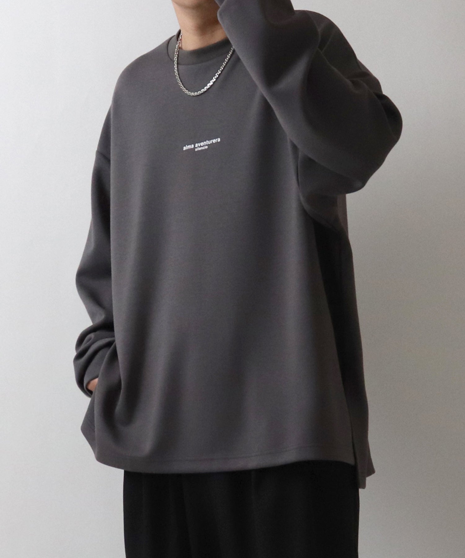 ドレープトロミ オーバーサイズ ワンポイント ビッグシルエット ダンボールニット プルオーバースウェット