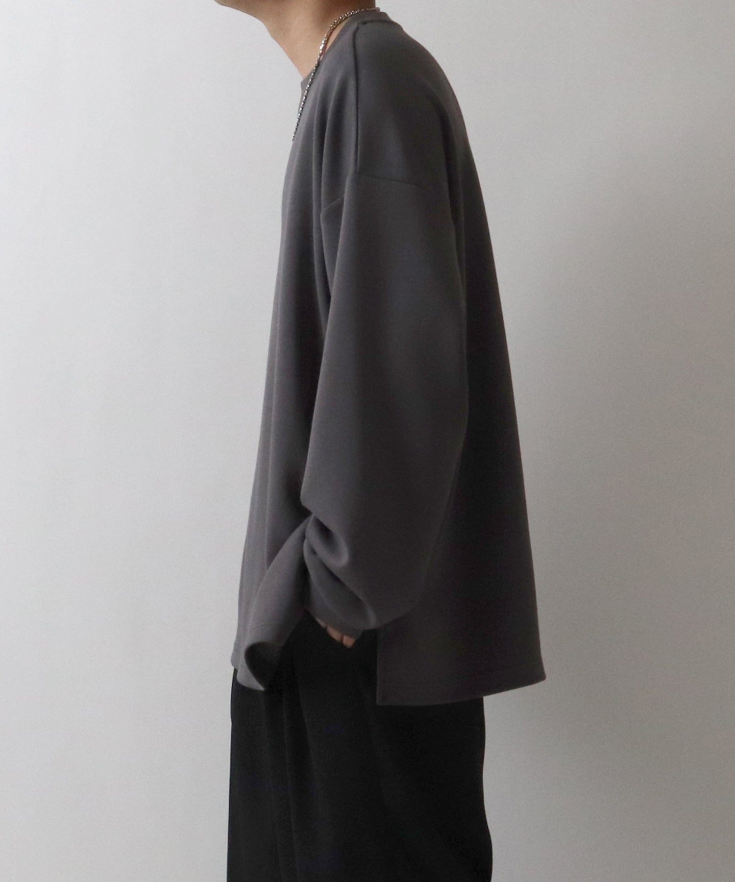 ドレープトロミ オーバーサイズ ワンポイント ビッグシルエット ダンボールニット プルオーバースウェット