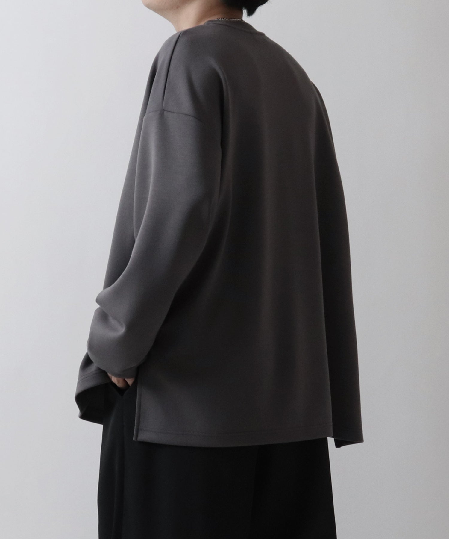 ドレープトロミ オーバーサイズ ワンポイント ビッグシルエット ダンボールニット プルオーバースウェット