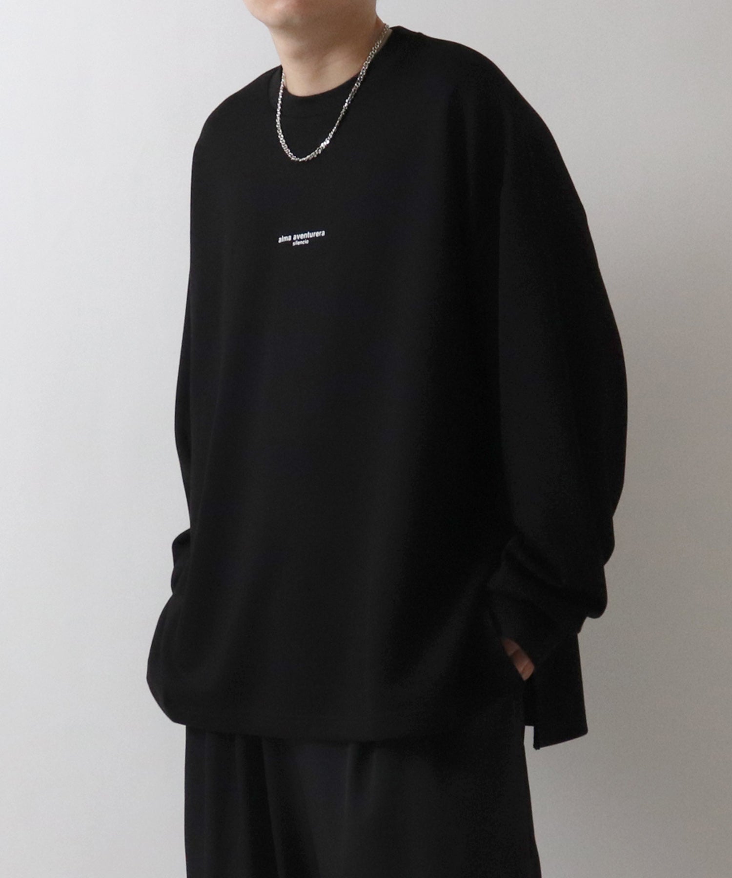 ドレープトロミ オーバーサイズ ワンポイント ビッグシルエット ダンボールニット プルオーバースウェット