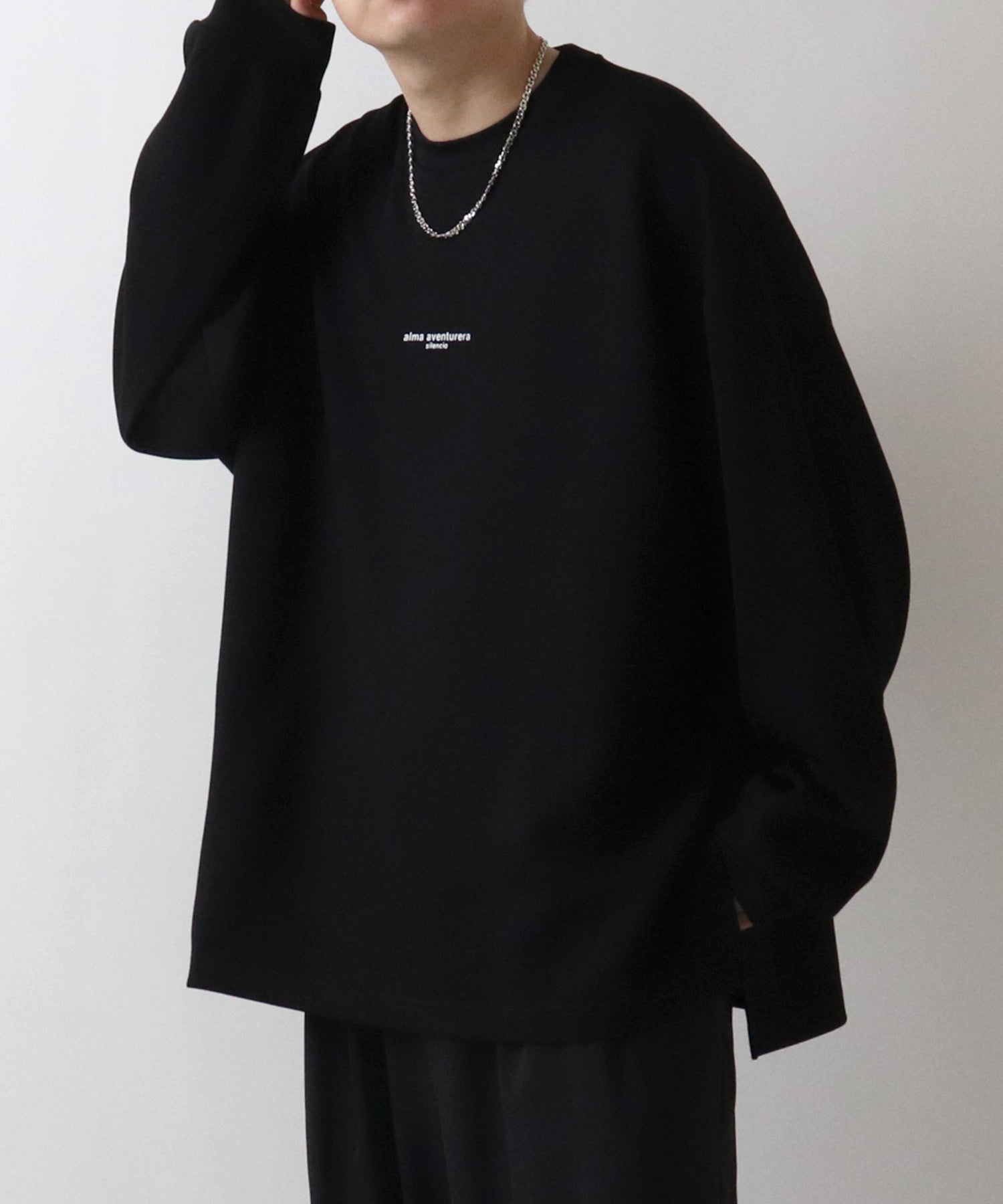 ドレープトロミ オーバーサイズ ワンポイント ビッグシルエット ダンボールニット プルオーバースウェット