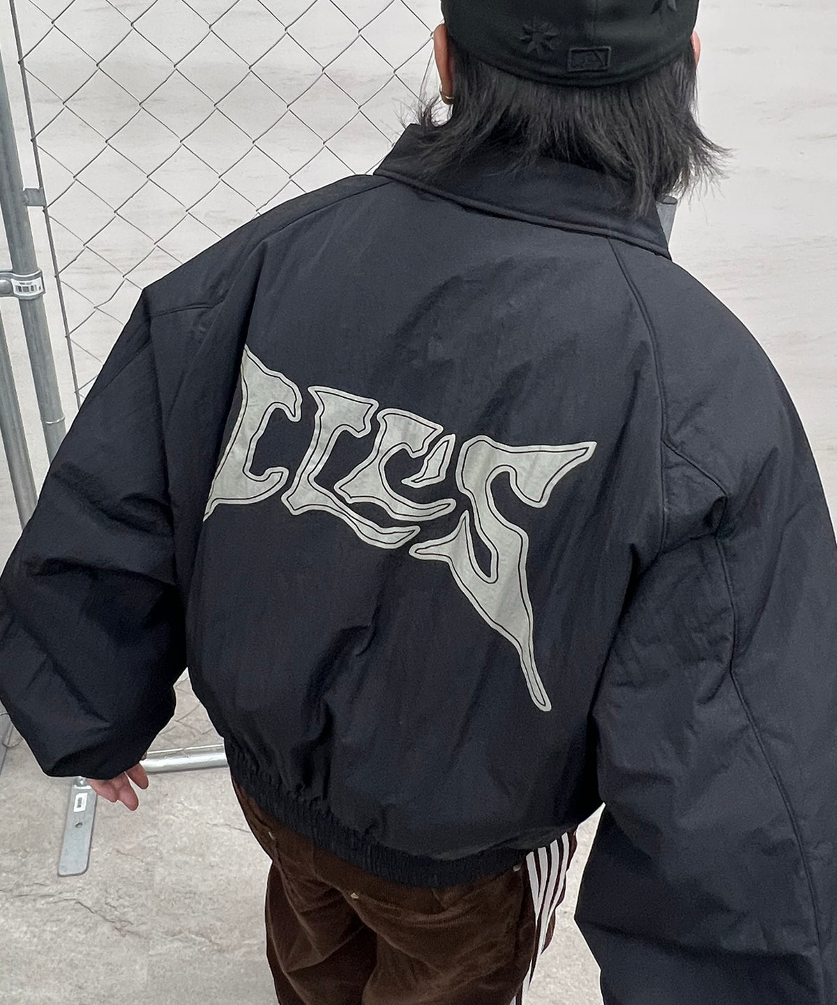 バックプリント ナイロン 中綿ブルゾン