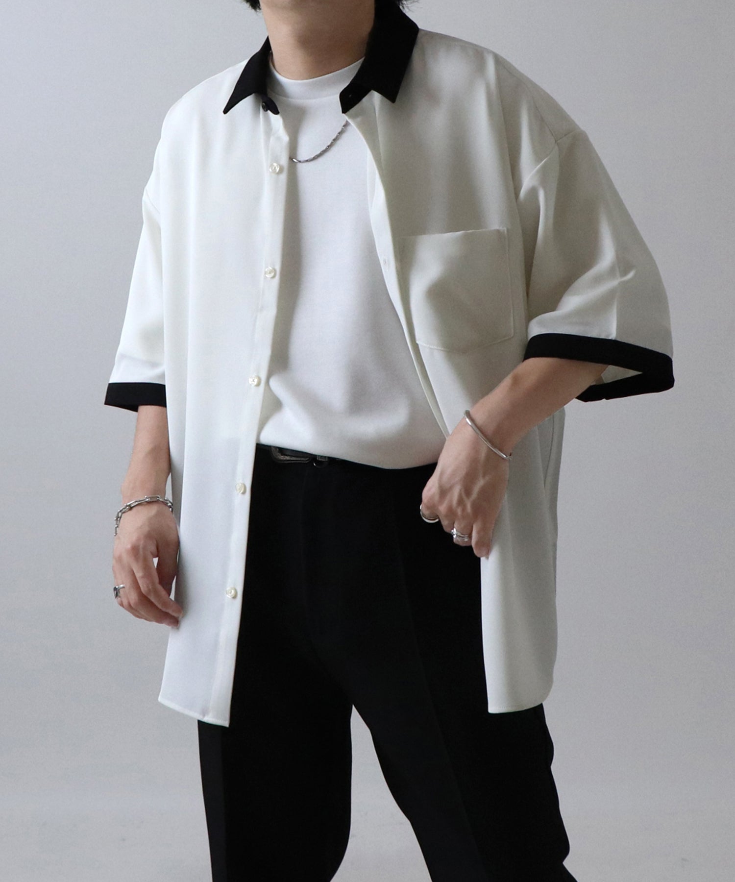 イージーケア ビッグシルエット 襟配色 クレリック半袖シャツ