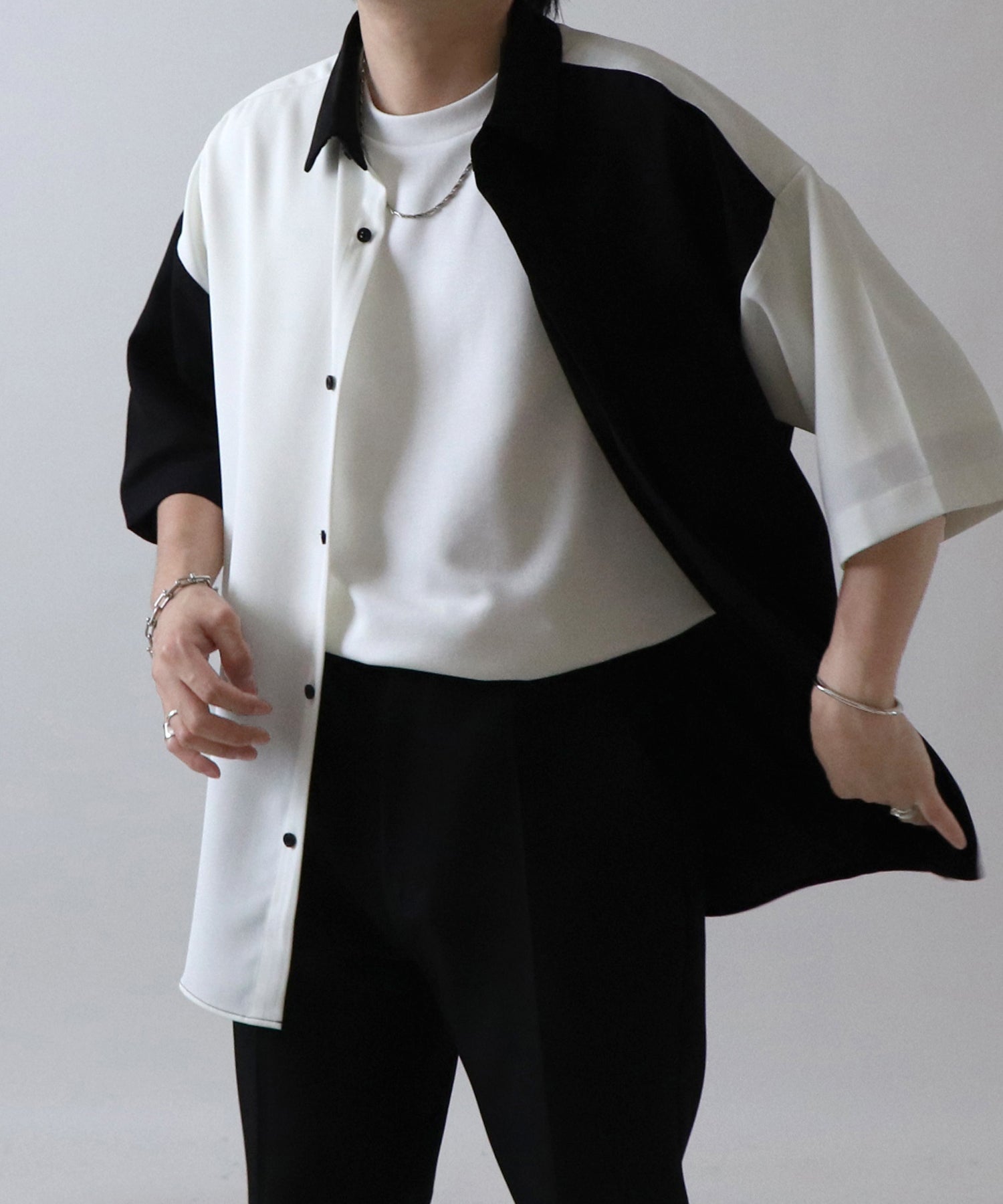 イージーケア ビッグシルエット 襟配色 クレリック半袖シャツ