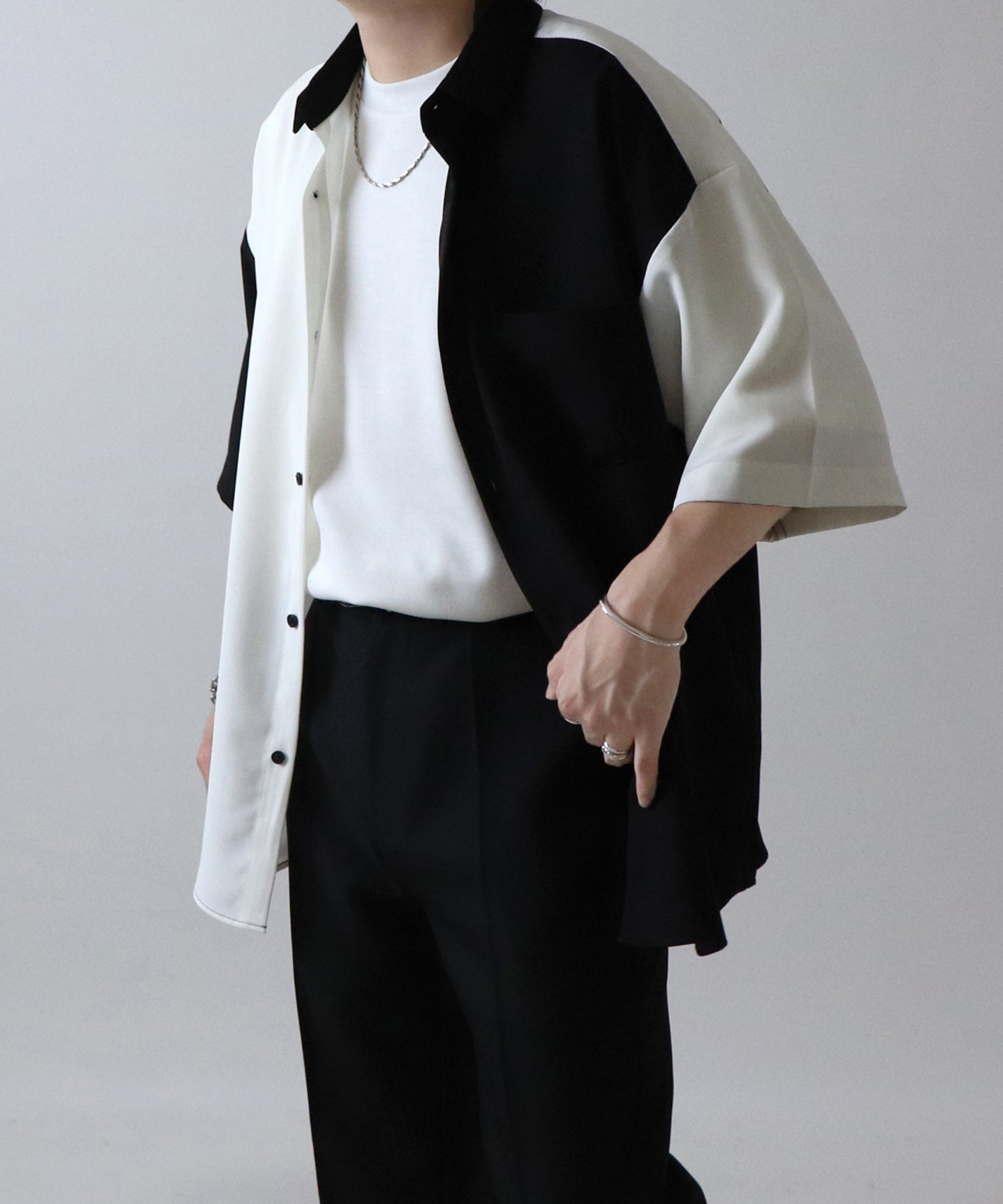 イージーケア ビッグシルエット 襟配色 クレリック半袖シャツ