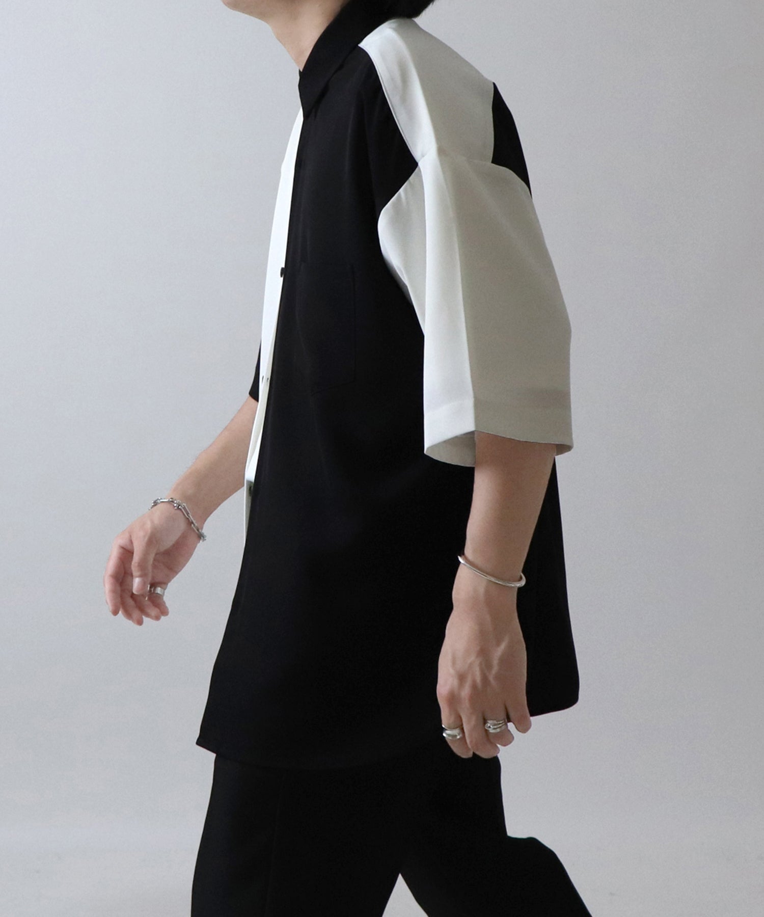 イージーケア ビッグシルエット 襟配色 クレリック半袖シャツ