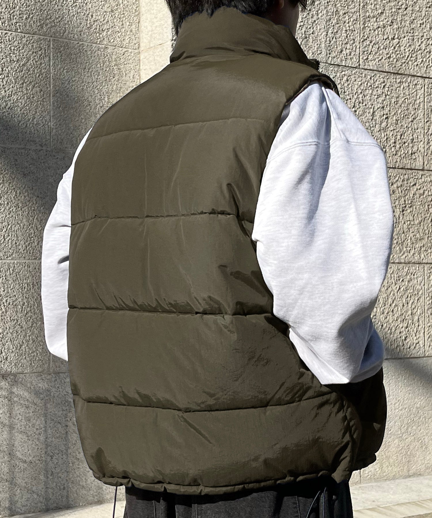 23AW ビッグシルエット スタンドネック 裾ひもドロスト エコダウン フルジップナイロンベスト